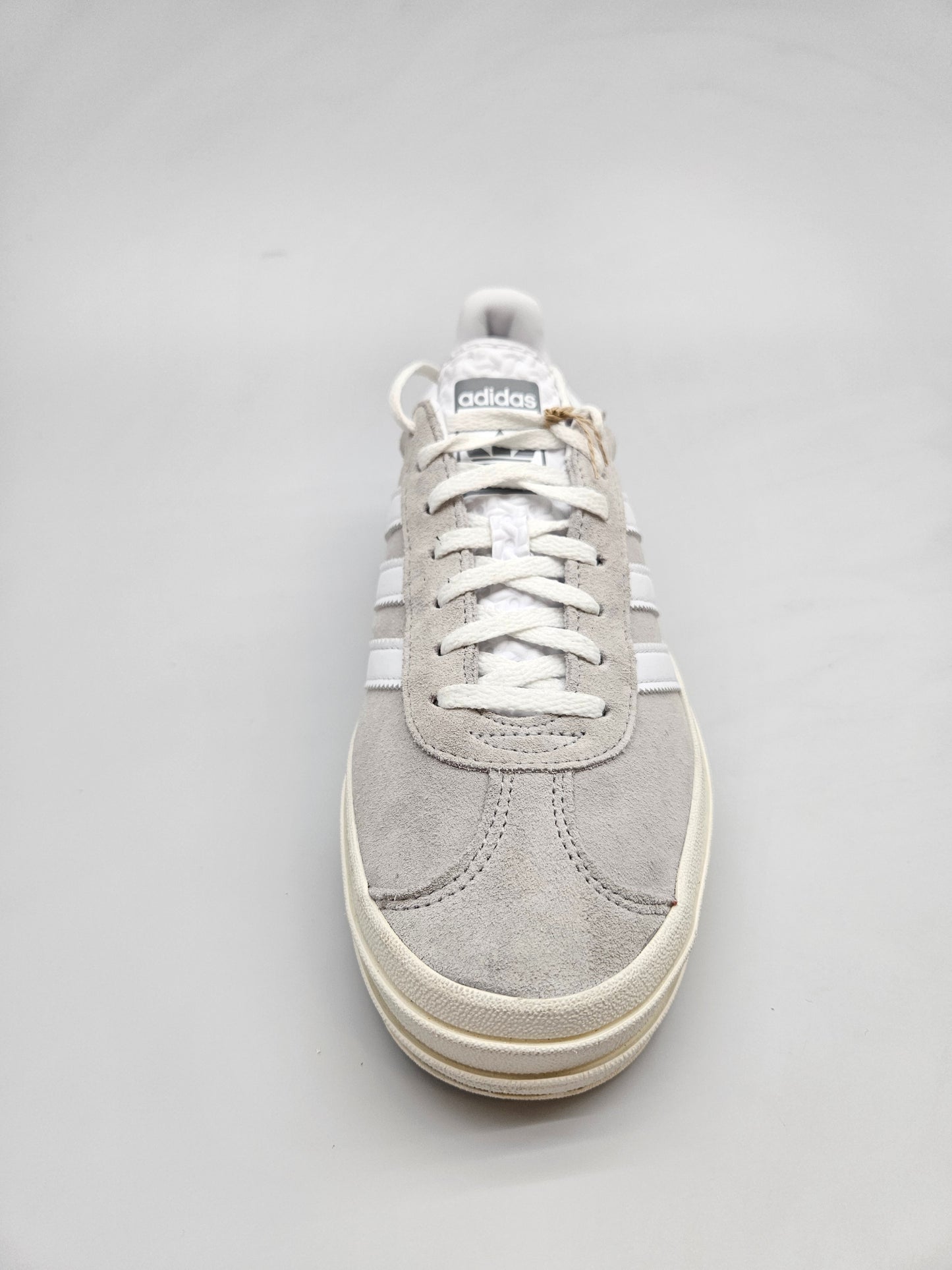 ADIDAS NOVI ORIGINAL PATIKI BR 40