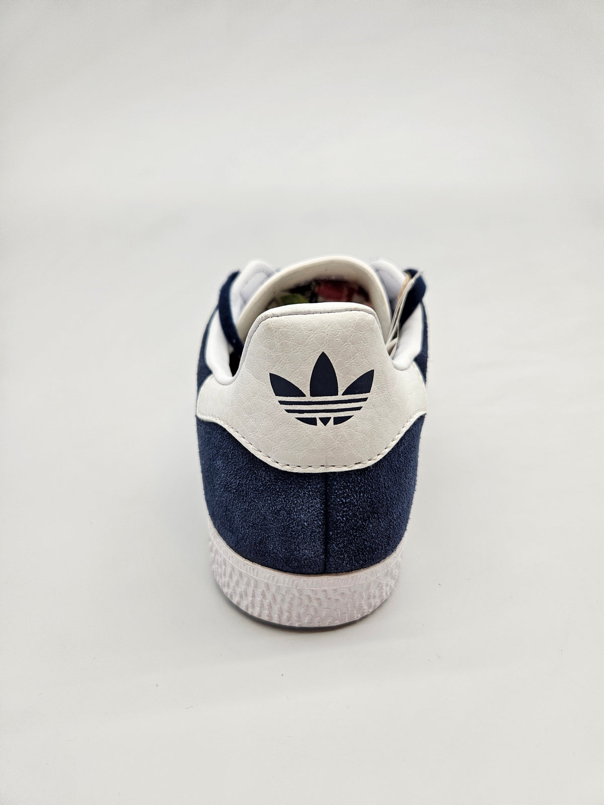ADIDAS NOVI ORIGINAL PATIKI BR 38.5