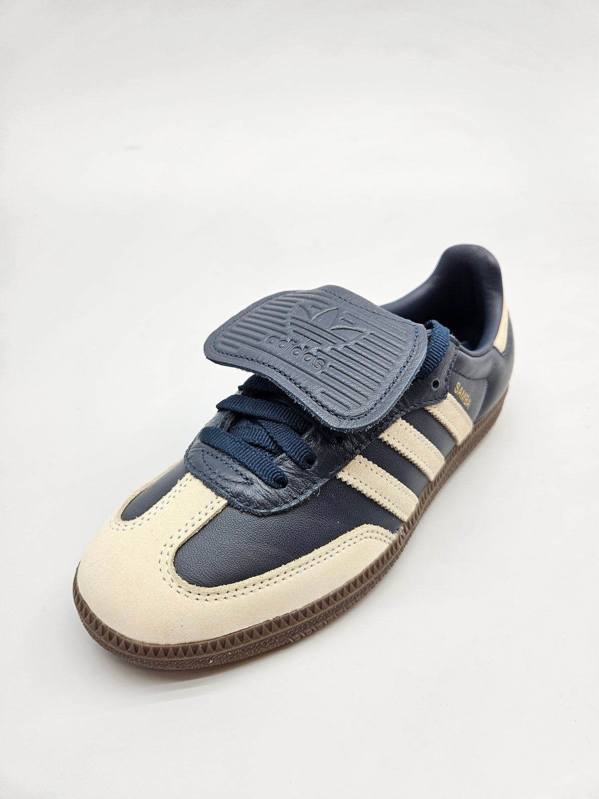 ADIDAS ORIGINAL PATIKI BR 39