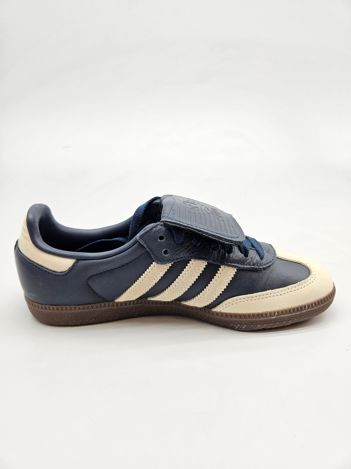 ADIDAS ORIGINAL PATIKI BR 39