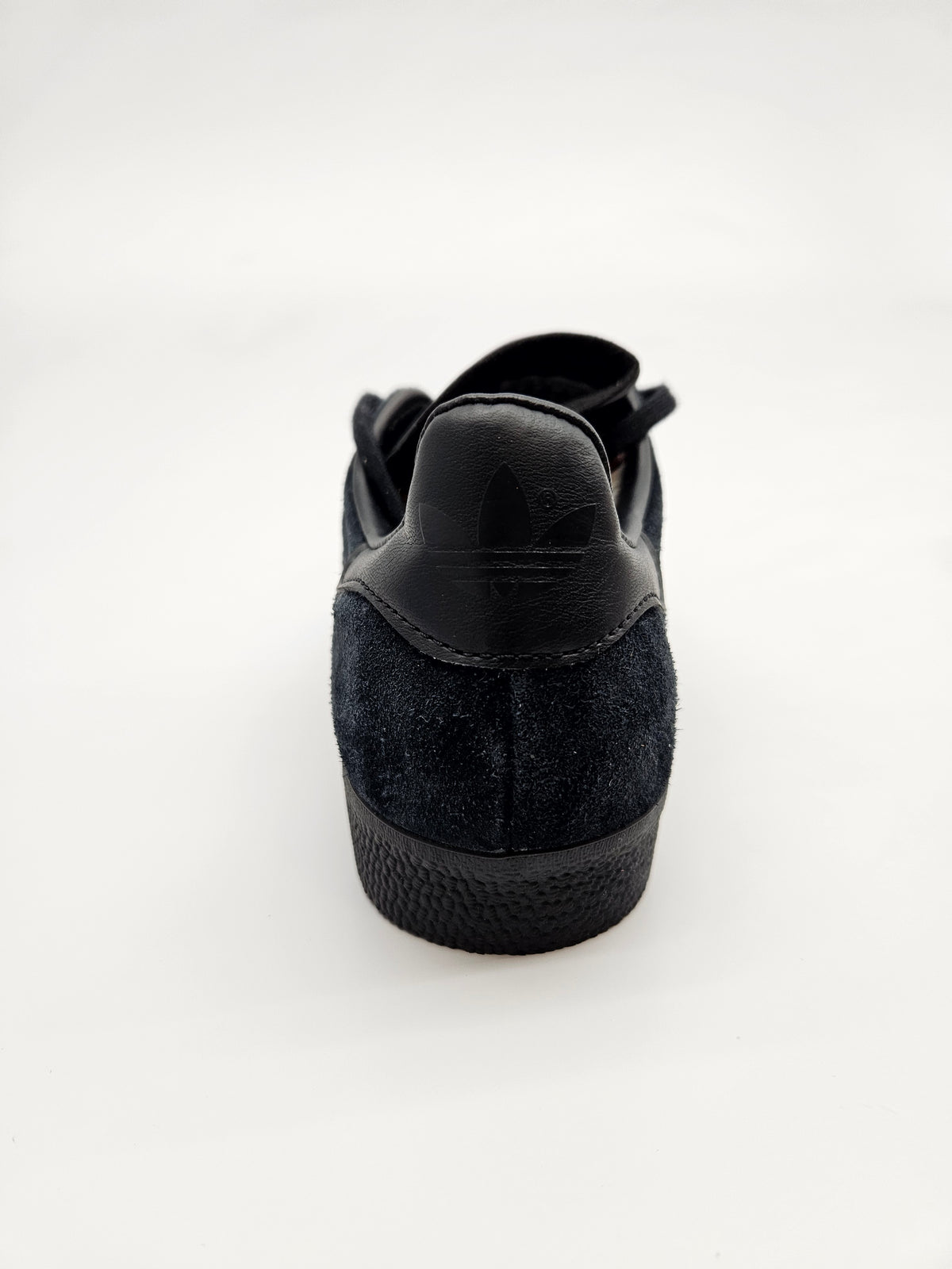ADIDAS NOVI ORIGINAL PATIKI BR 38
