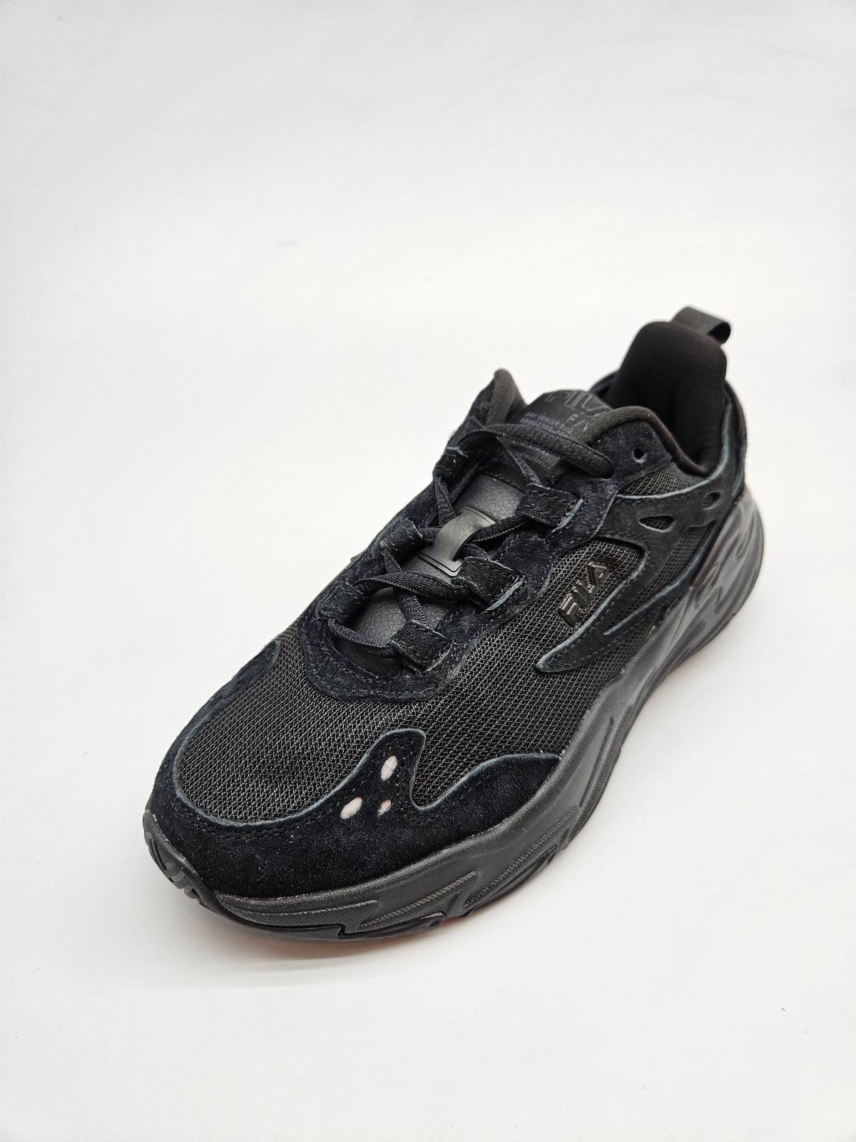 FILA NOVI ORIGINAL PATIKI BR 38