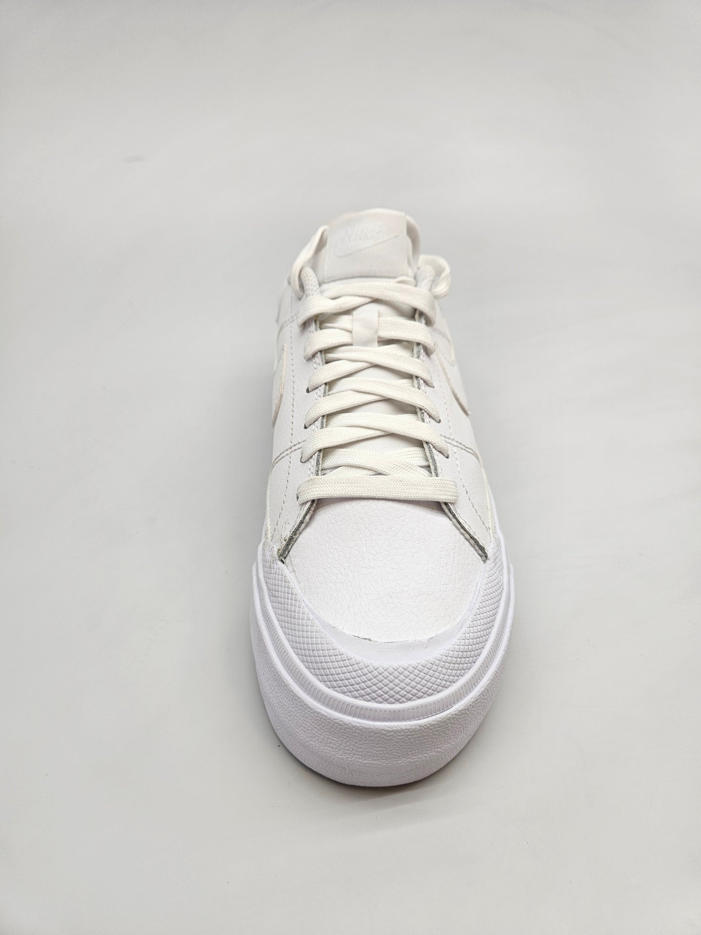NIKE NOVI ORIGINAL PATIKI BR 37.5
