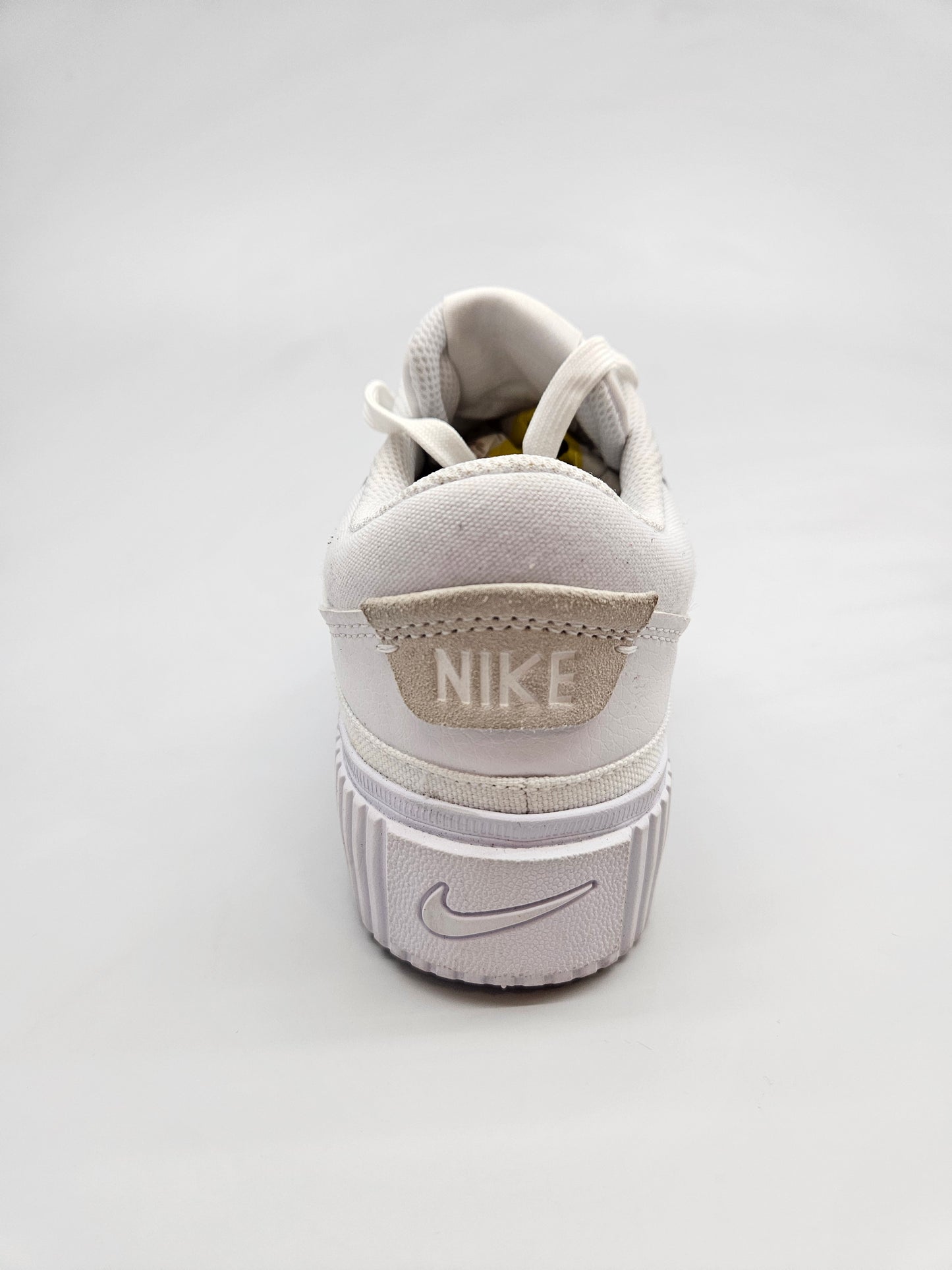 NIKE NOVI ORIGINAL PATIKI BR 37.5