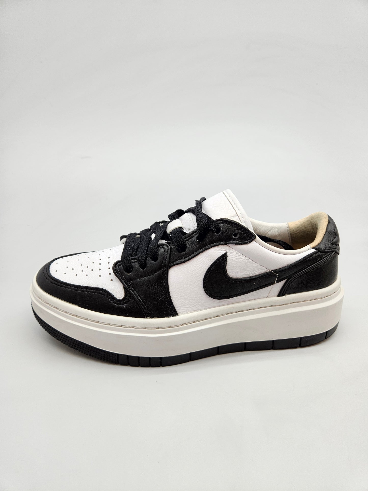 NIKE JORDAN ORIGINAL PATIKI BR 37.5