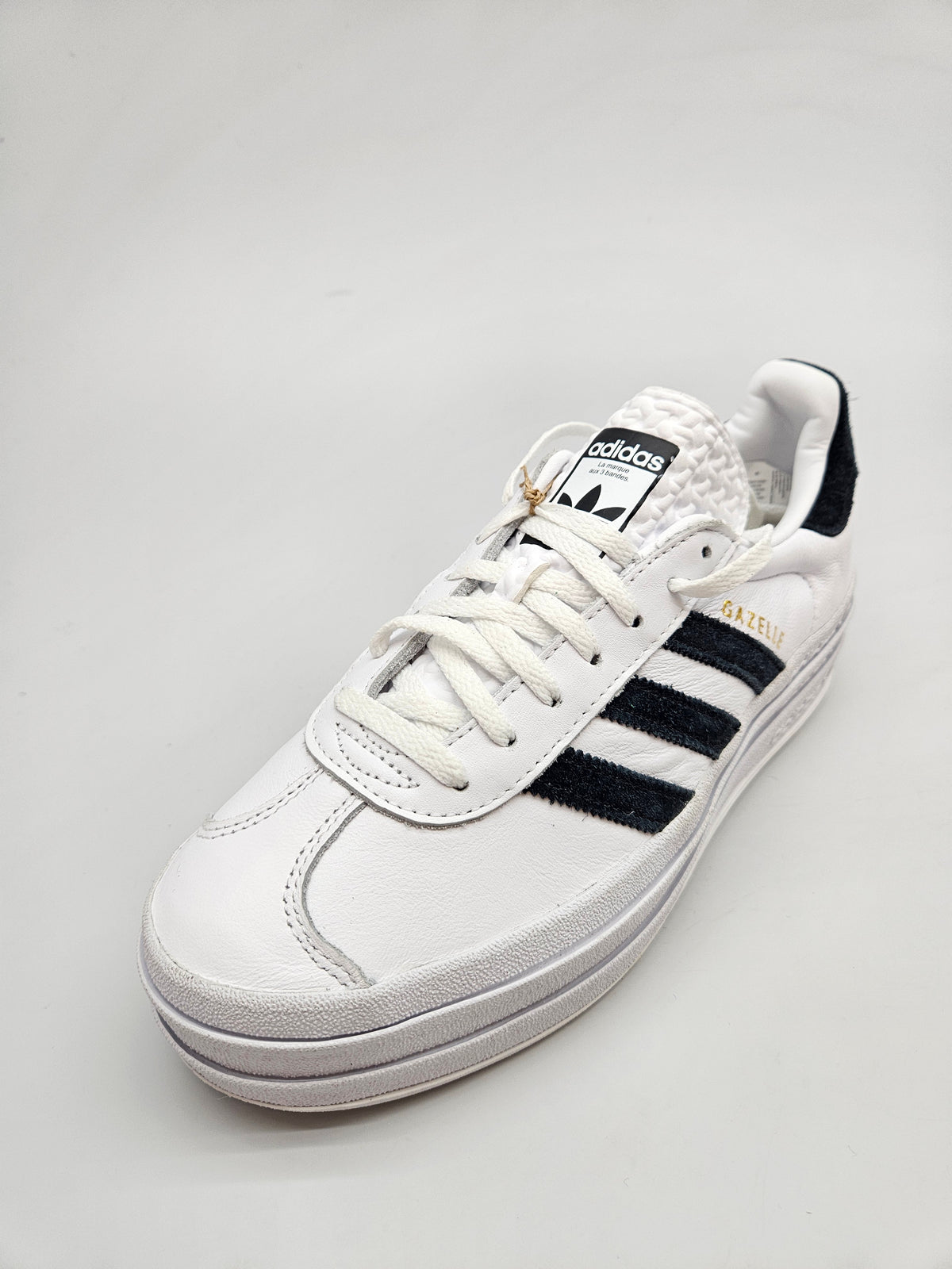 ADIDAS GAZZELE NOVI ORIGINAL PATIKI BR 39