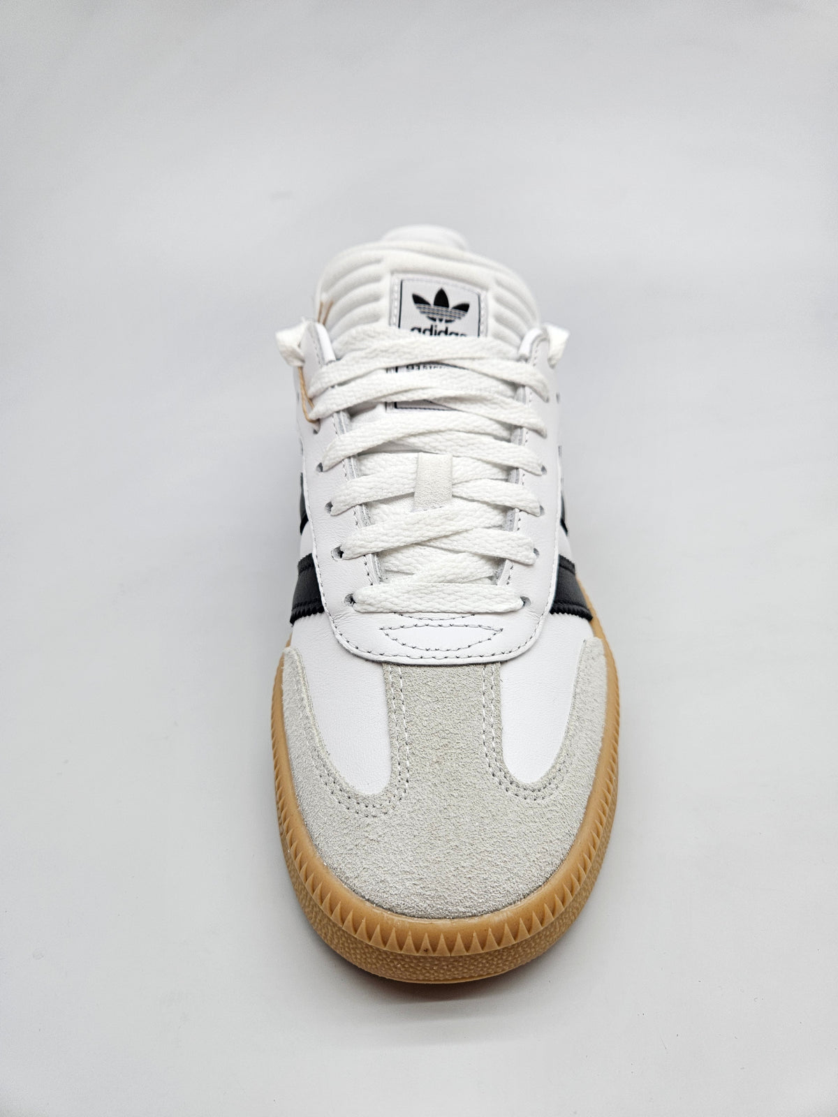 ADIDAS NOVI ORIGINAL PATIKI BR 40