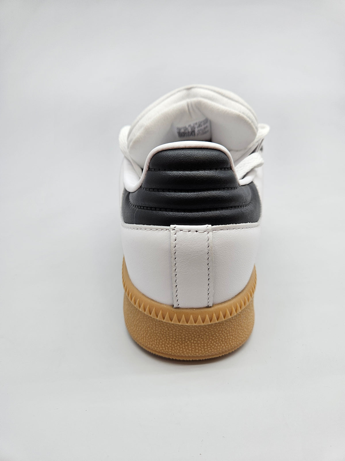ADIDAS NOVI ORIGINAL PATIKI BR 40