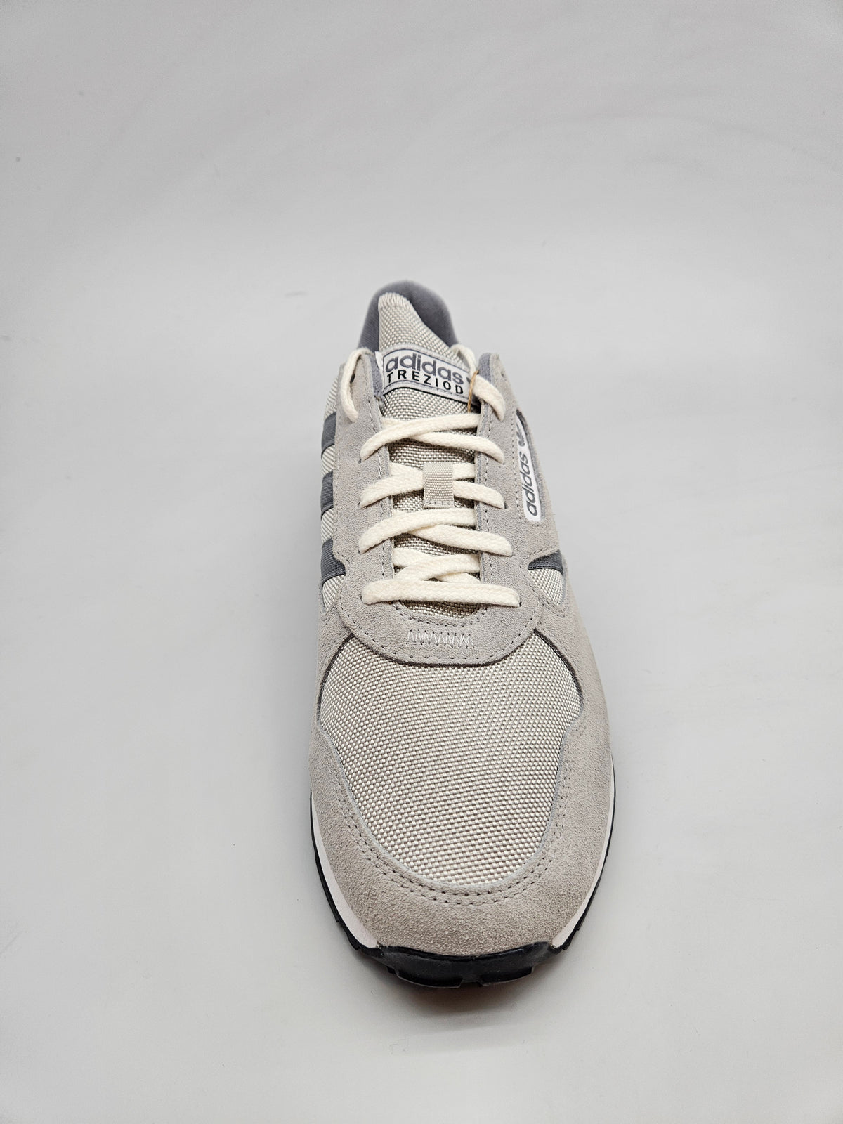 ADIDAS NOVI ORIGINAL PATIKI BR 46