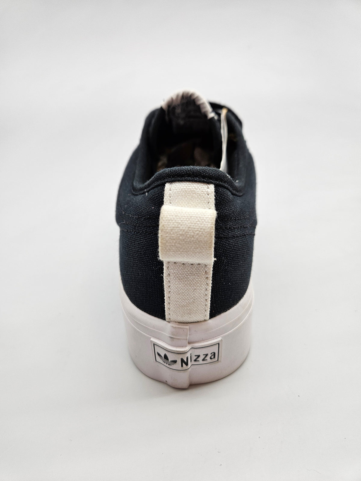 ADIDAS NOVI ORIGINAL PATIKI BR 42