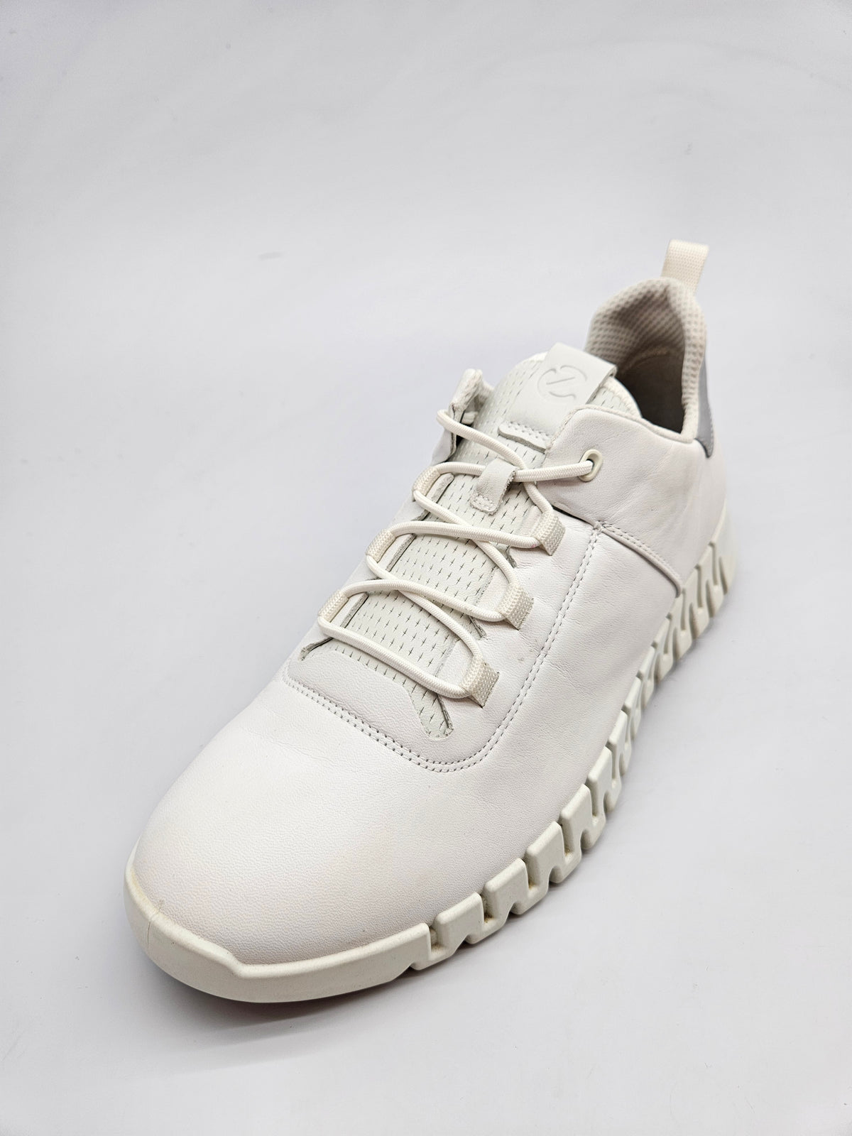 ECCO ORIGINAL KOZNI PATIKI BR 43