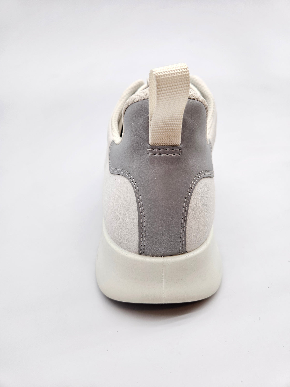 ECCO ORIGINAL KOZNI PATIKI BR 43
