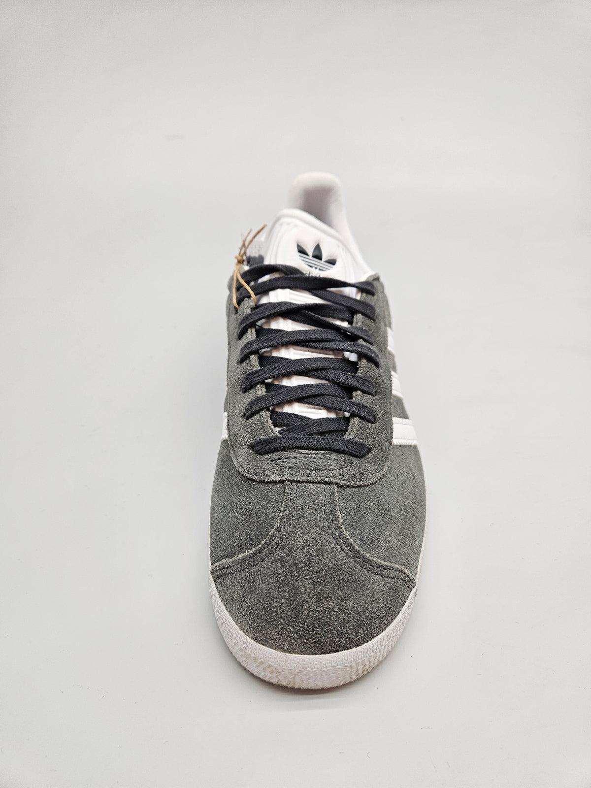 ADIDAS NOVI ORIGINAL PATIKI BR 39