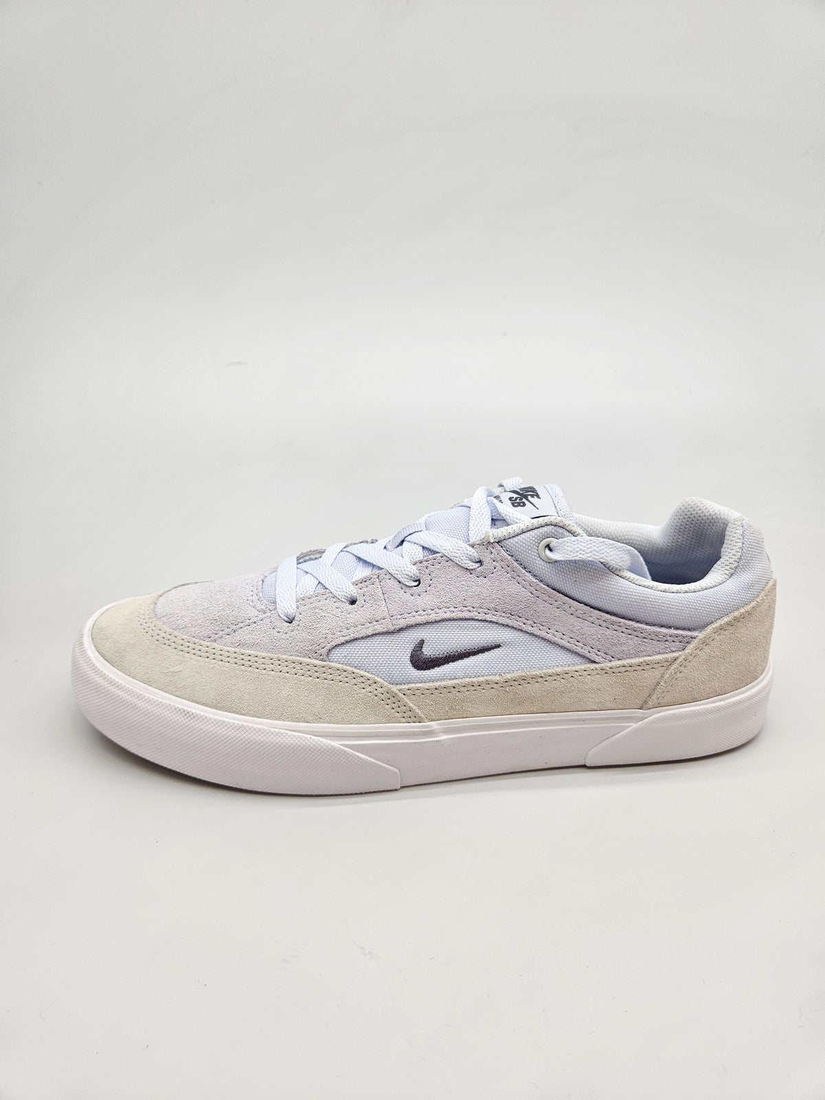 NIKE NOVI ORIGINAL PATIKI BR 43