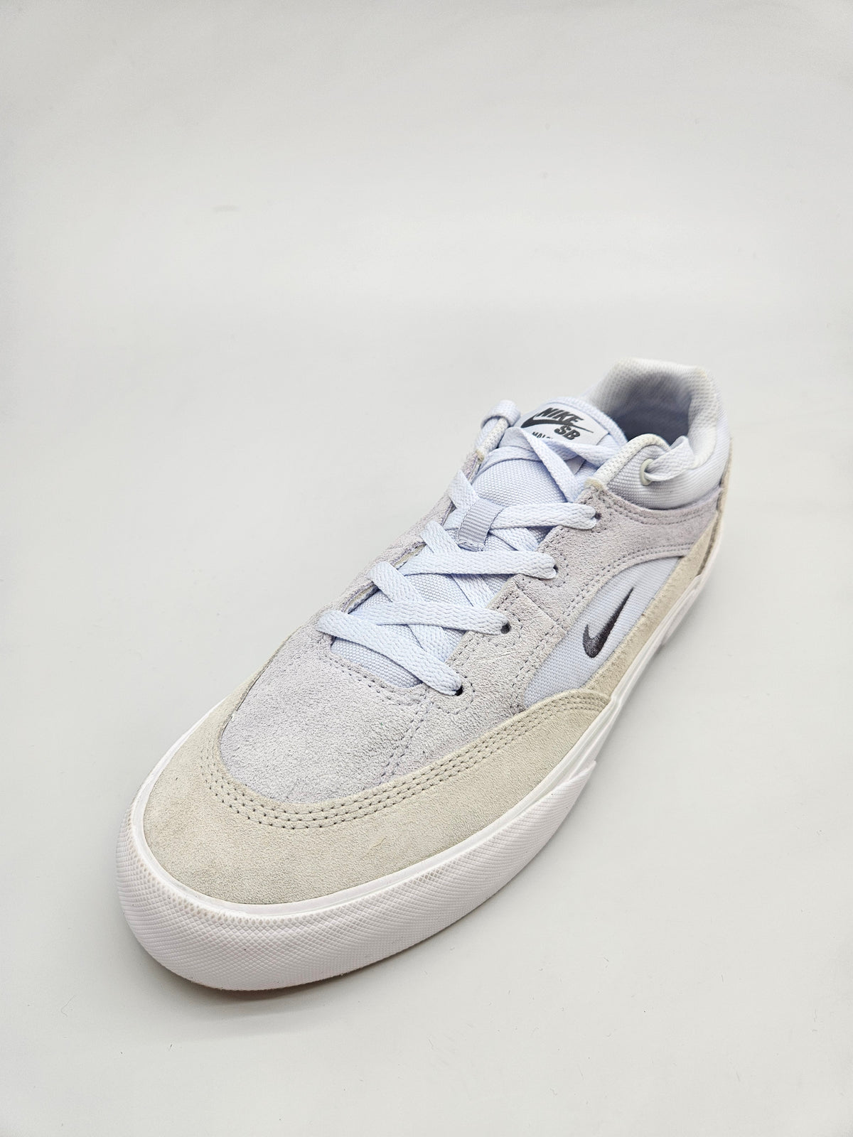 NIKE NOVI ORIGINAL PATIKI BR 43