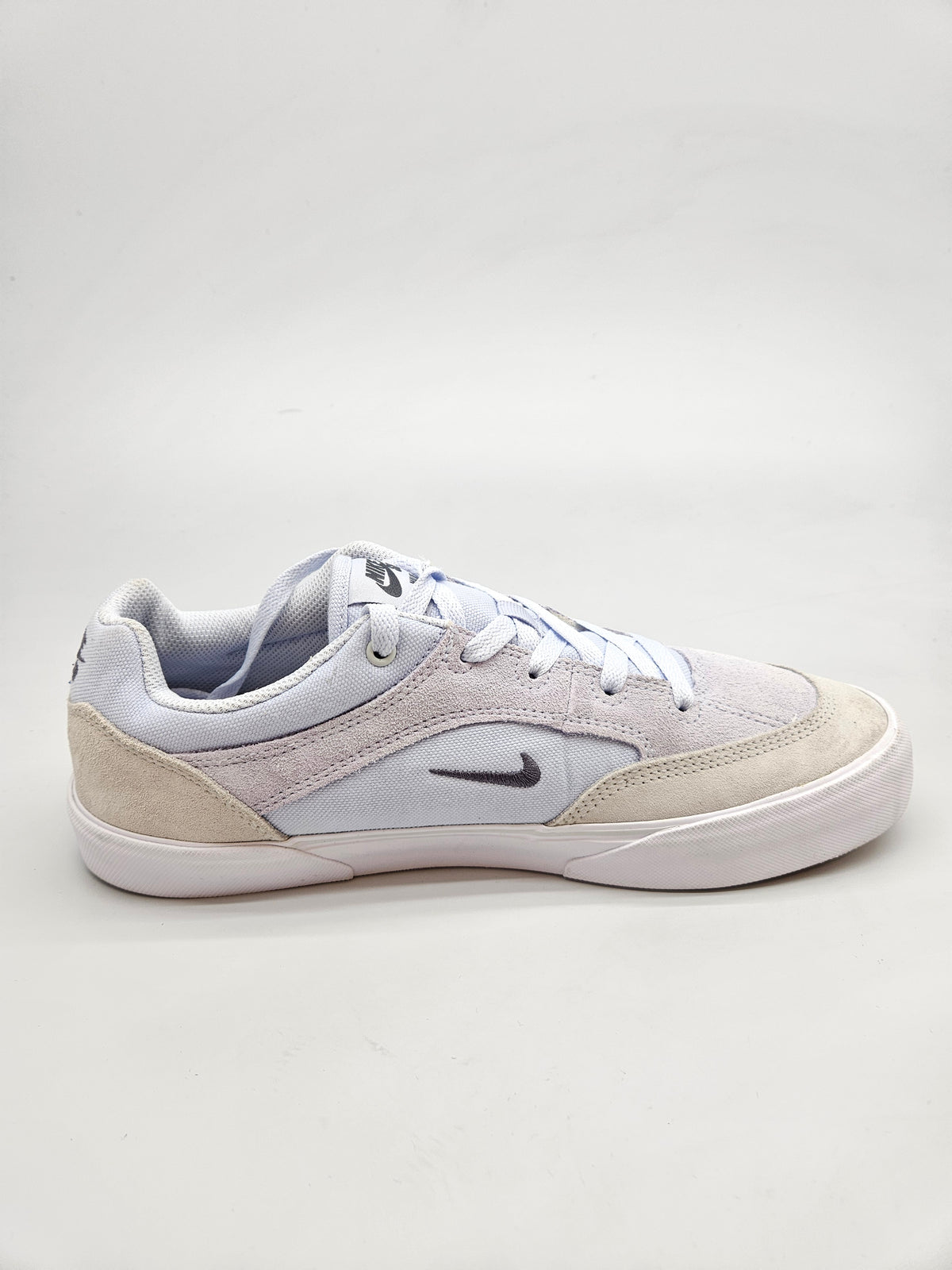 NIKE NOVI ORIGINAL PATIKI BR 43