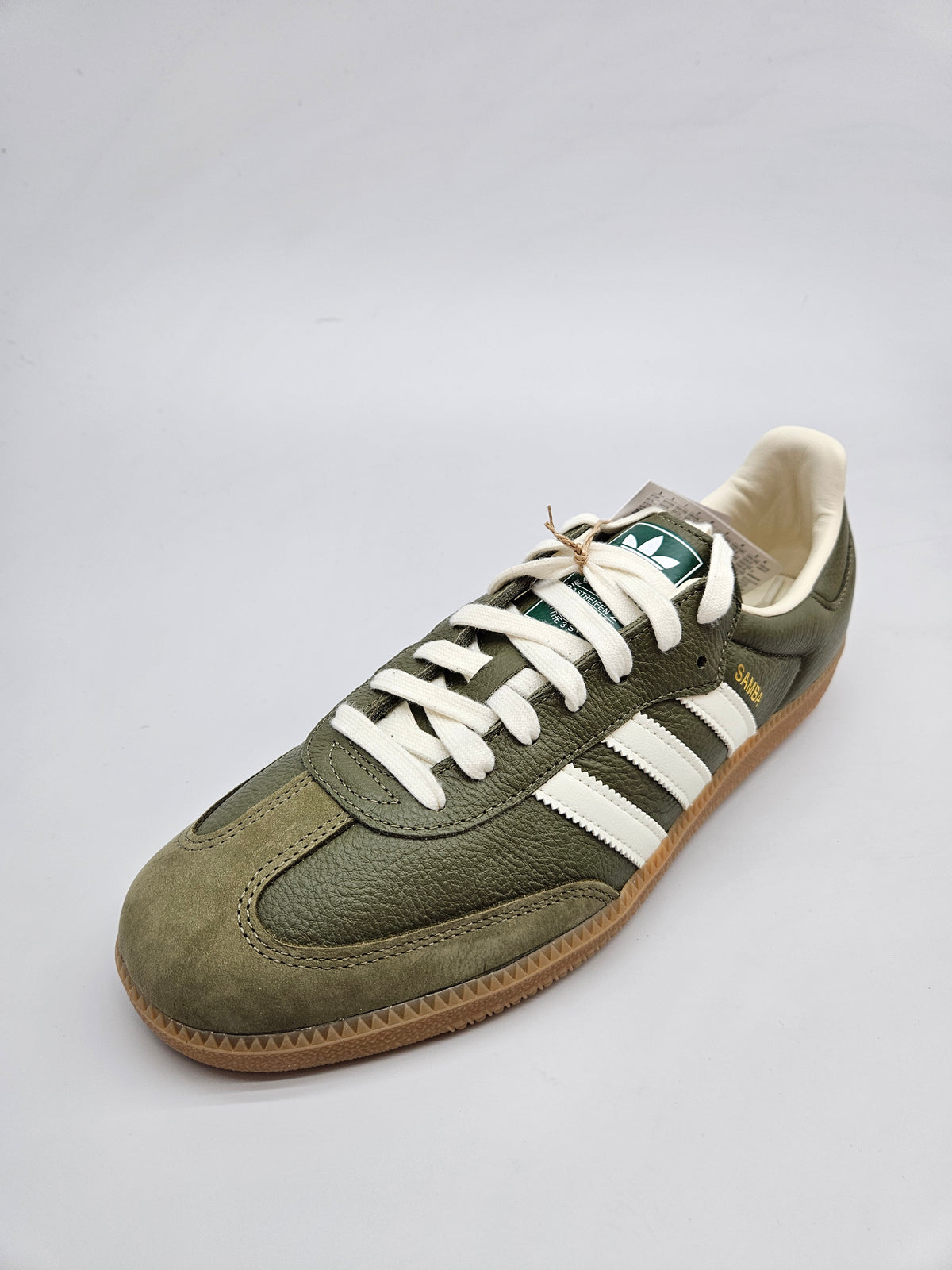 ADIDAS NOVI ORIGINAL PATIKI BR 46