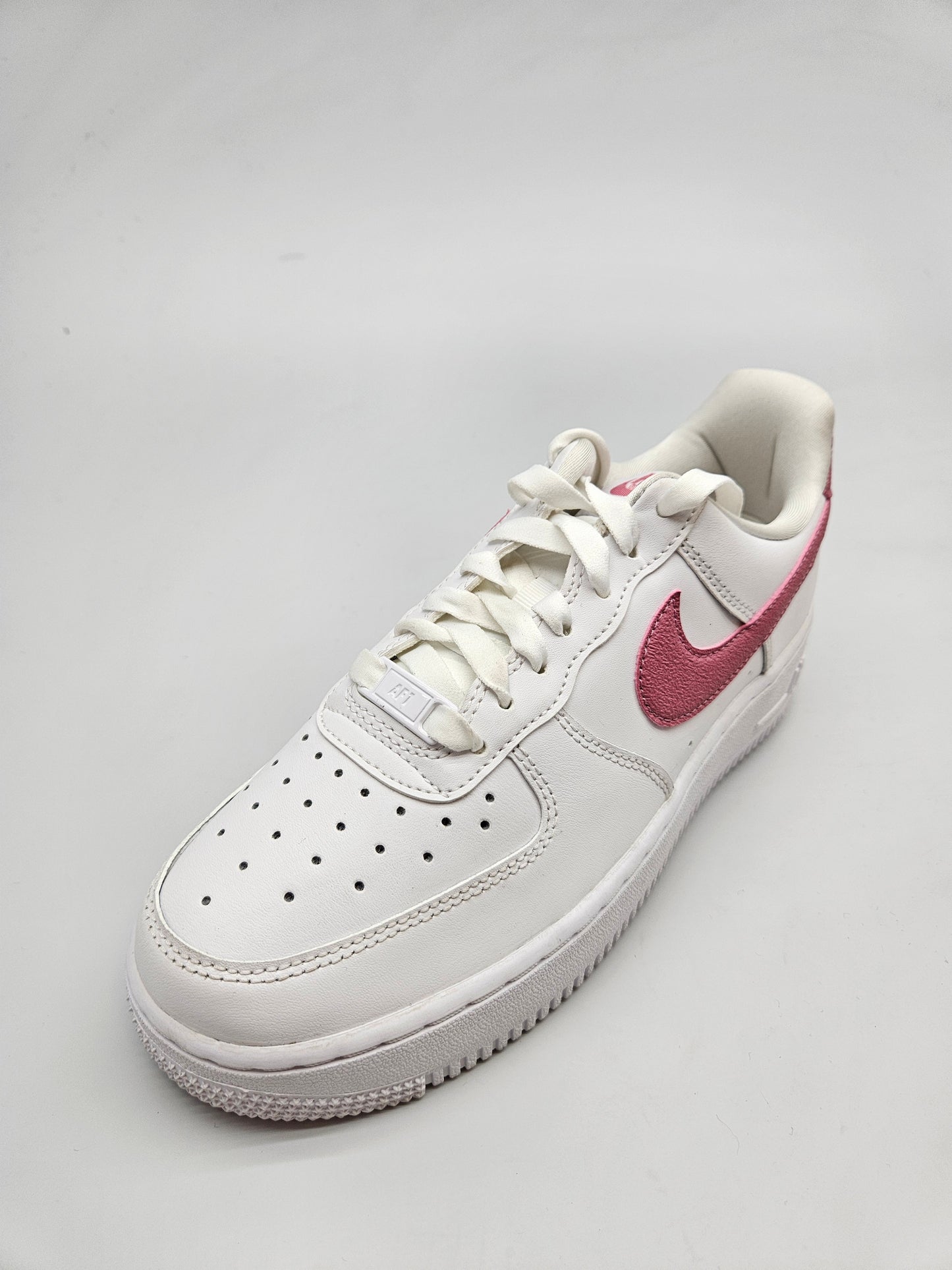 NIKE AF1 NOVI ORIGINAL PATIKI BR 38.5
