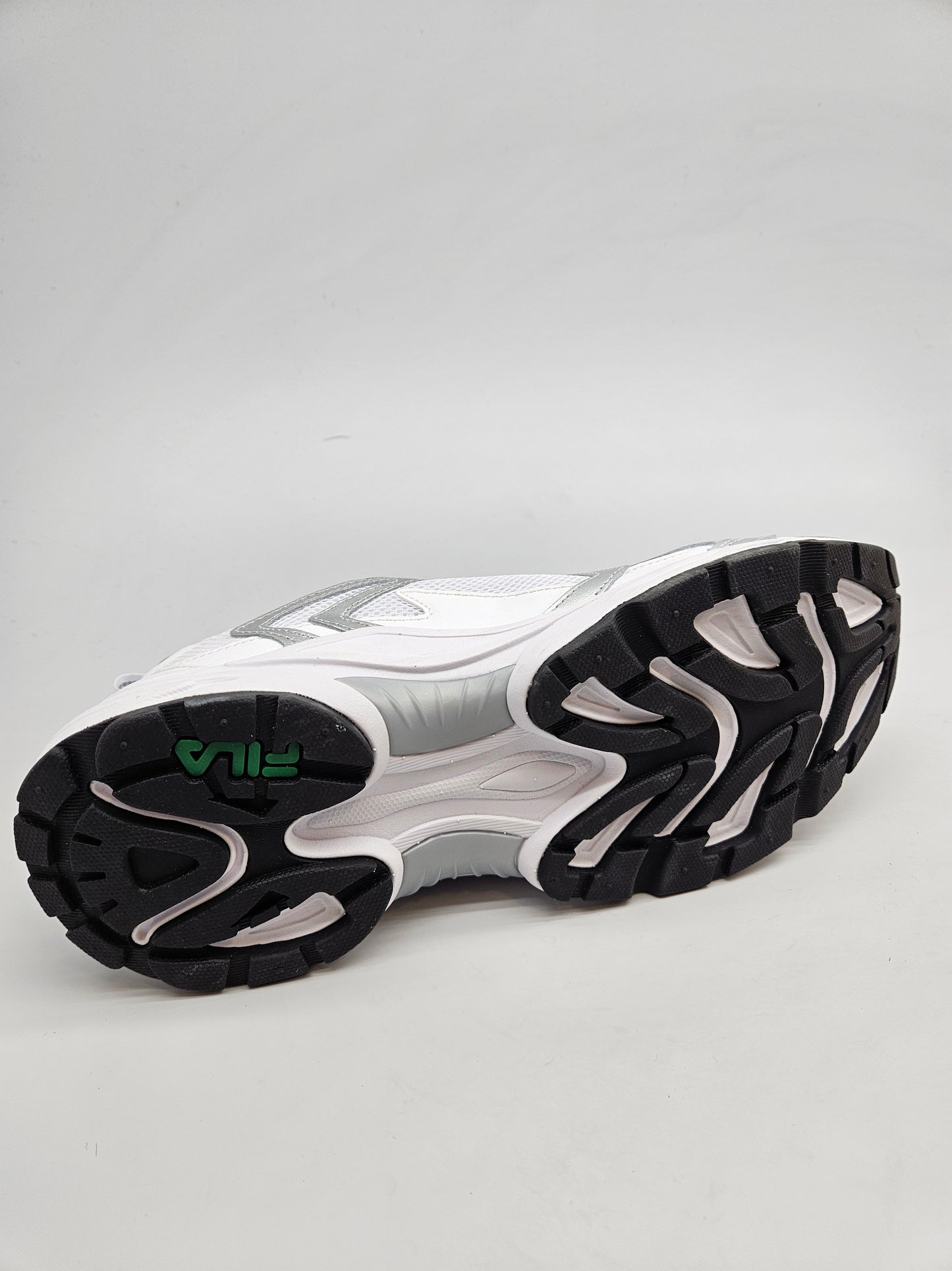 FILA NOVI ORIGINAL PATIKI BR 42.5