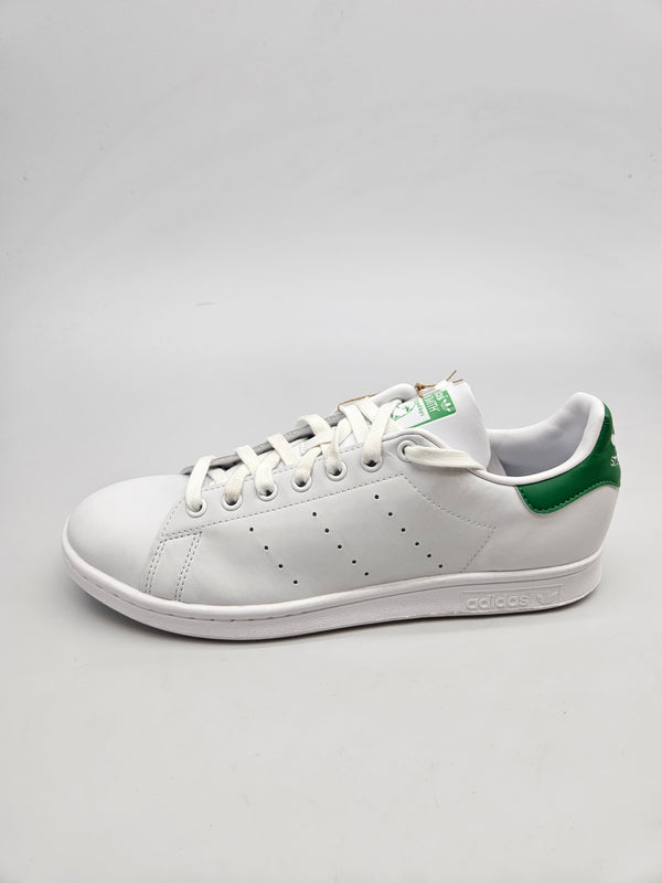 ADIDAS NOVI ORIGINAL PATIKI BR 43