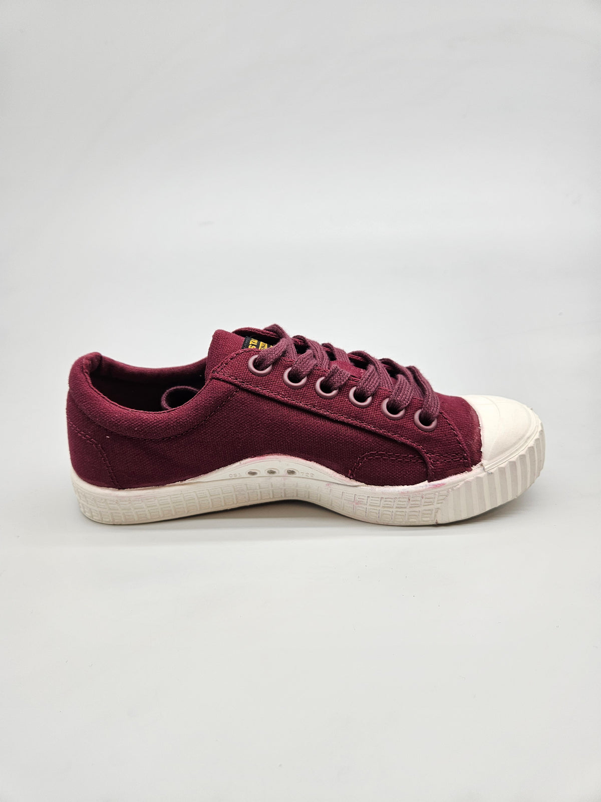 G STAR NOVI ORIGINAL PATIKI BR 36