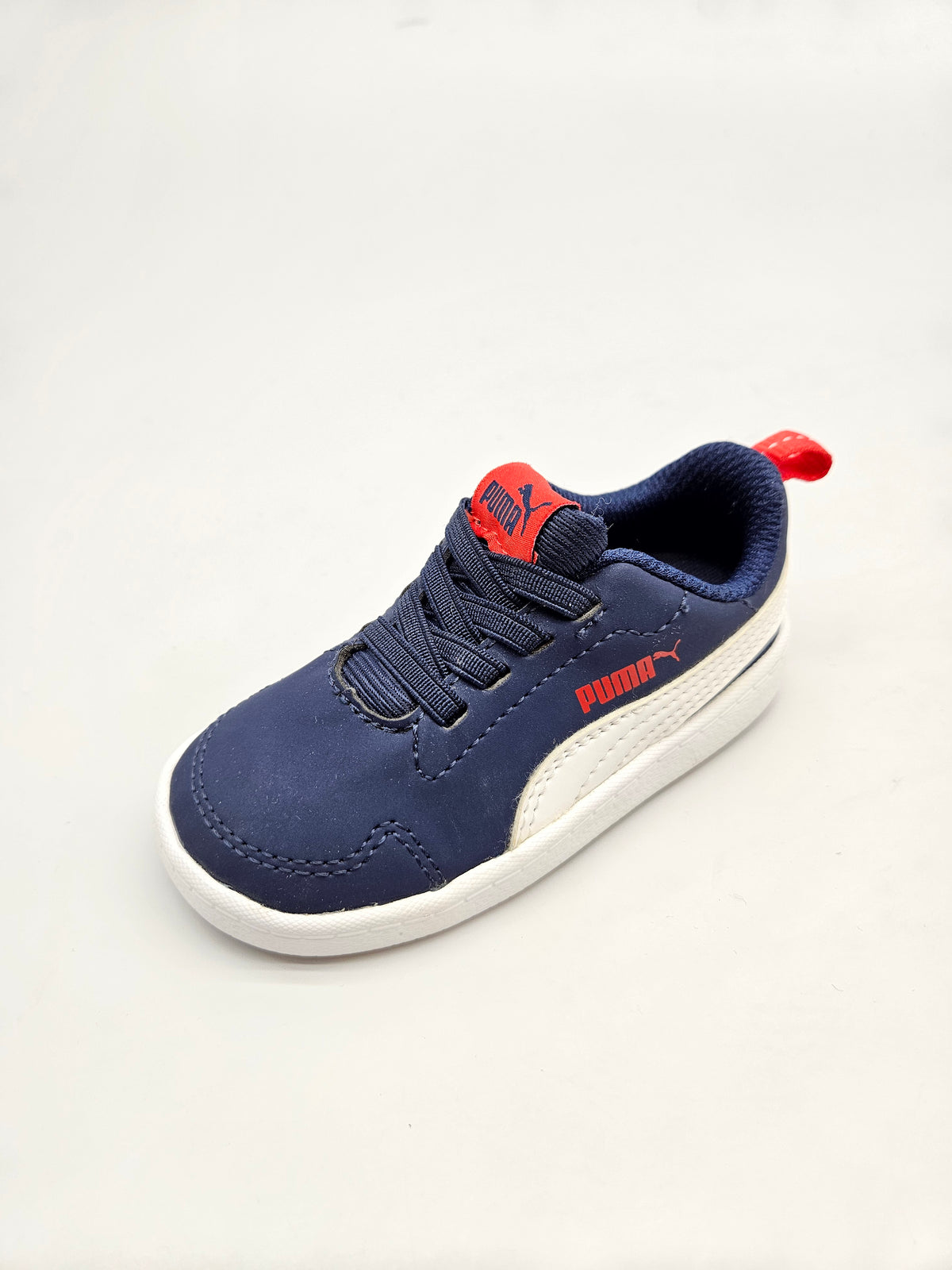 PUMA NOVI ORIGINAL PATIKI BR 21