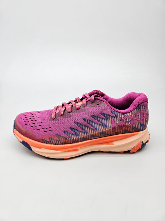 HOKA NOVI ORIGINAL PATIKI BR 38.5