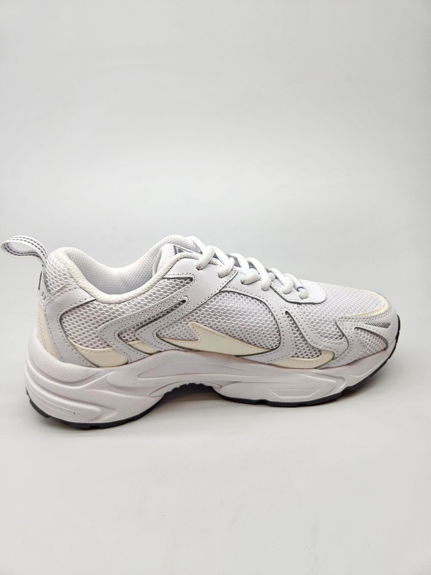 FILA NOVI ORIGINAL PATIKI BR 39
