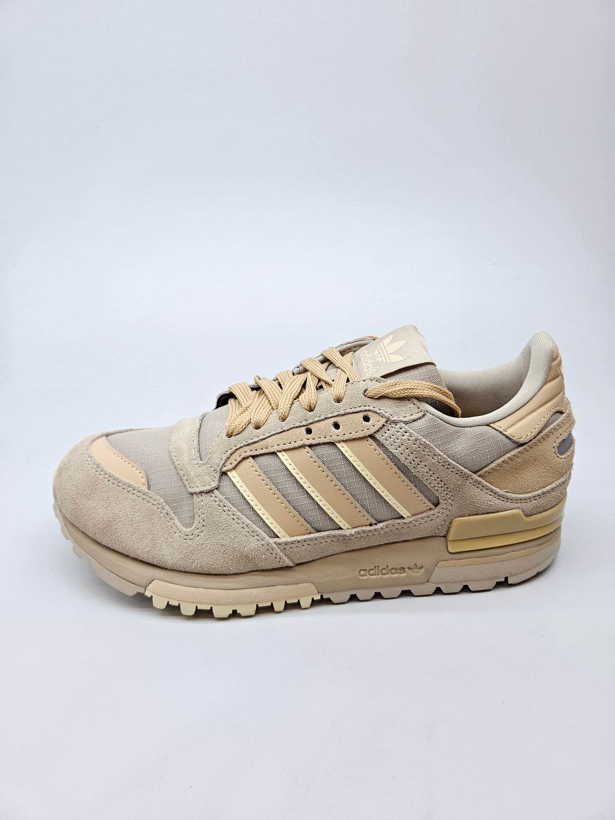 ADIDAS NOVI ORIGINAL PATIKI BR 39