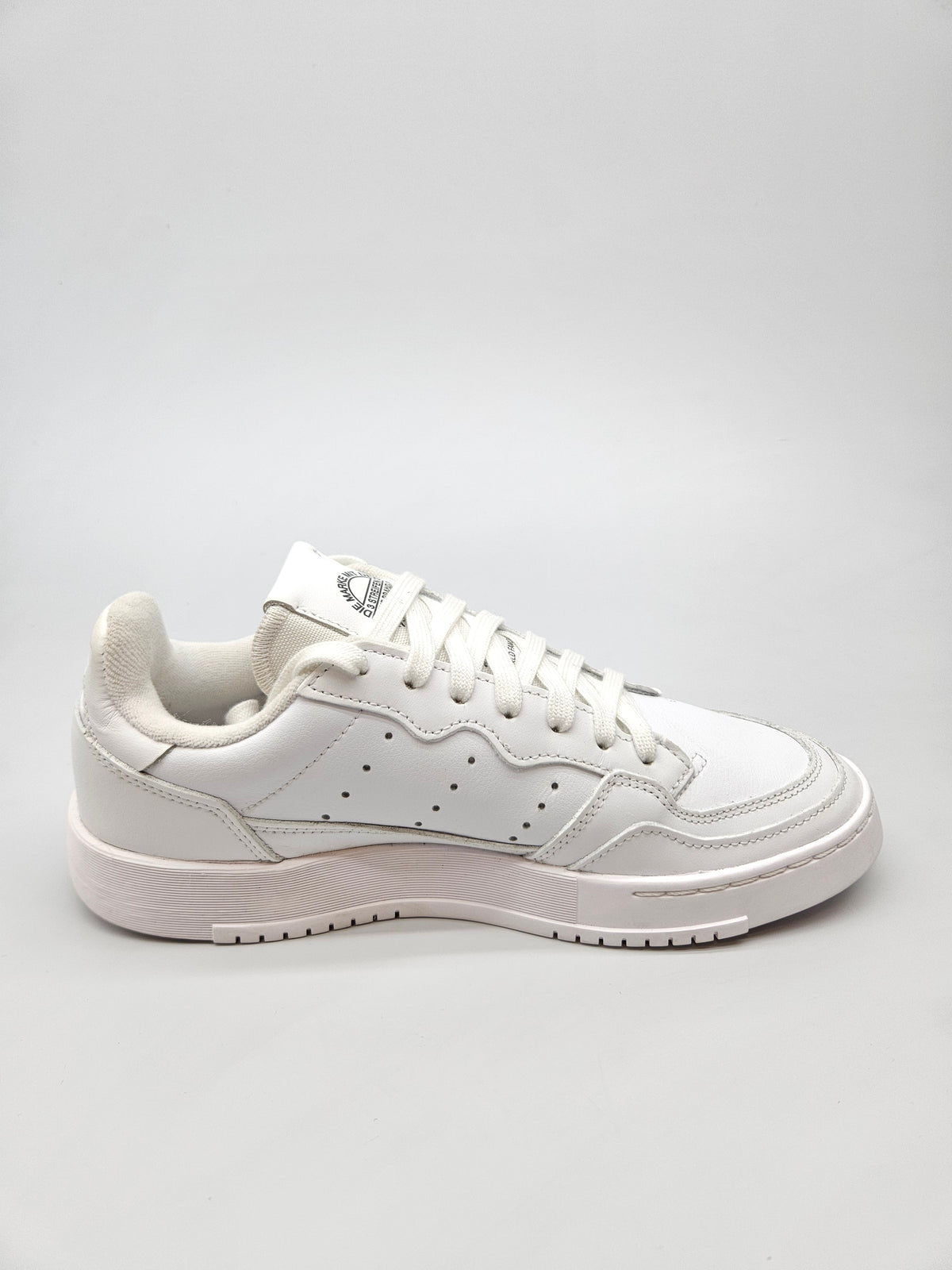 ADIDAS NOVI ORIGINAL PATIKI BR 40