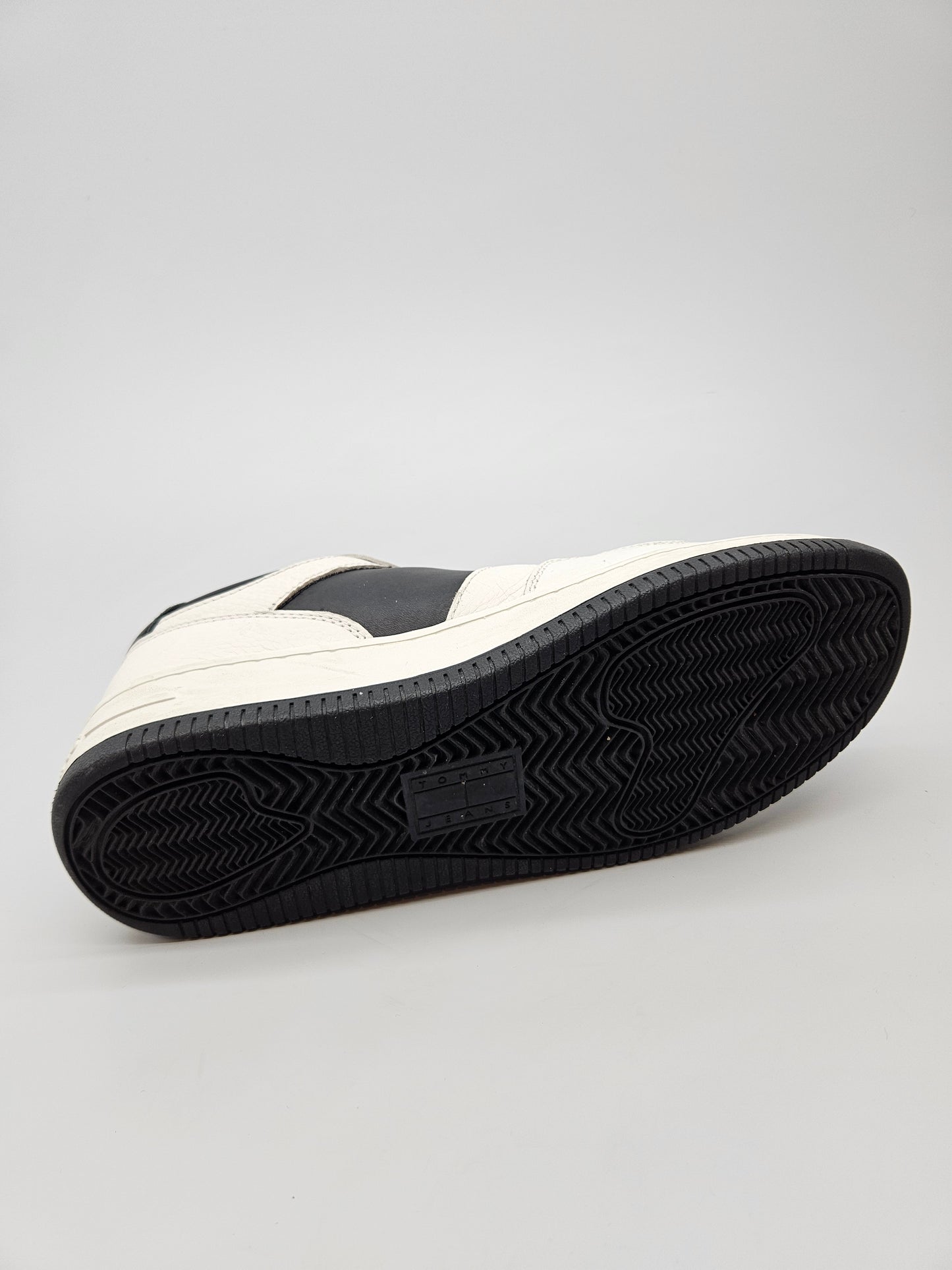 TOMMY HILFIGER ORIGINAL PATIKI BR 42