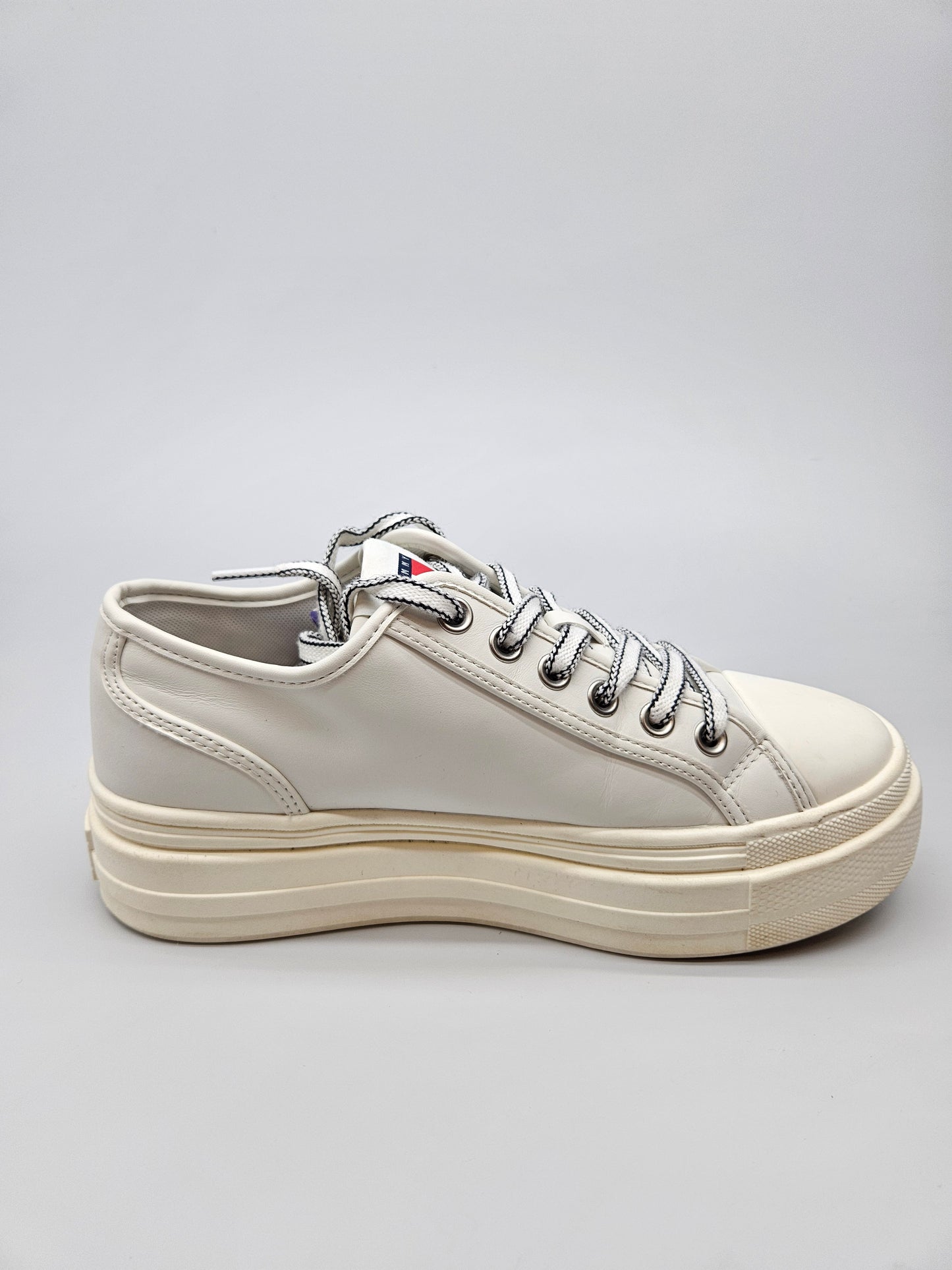 TOMMY HILFIGER ORIGINAL PATIKI 40