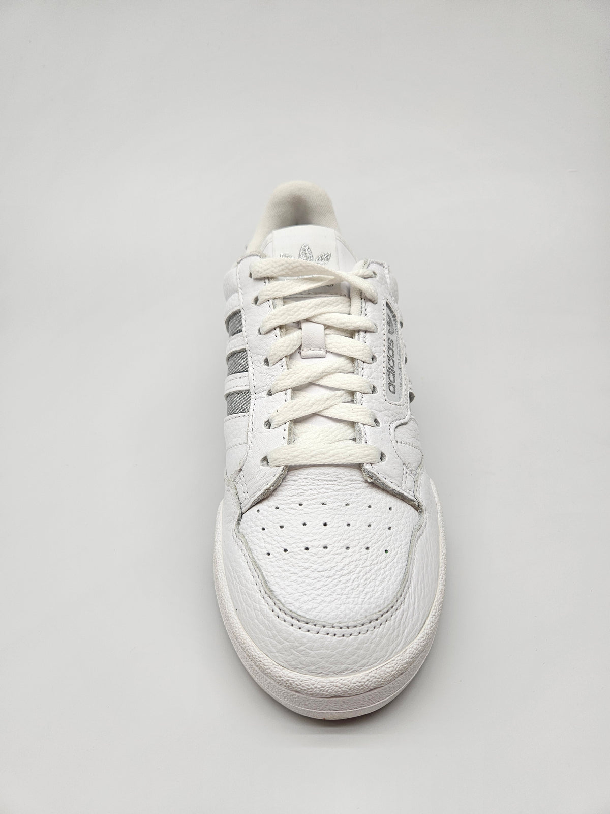 ADIDAS NOVI ORIGINAL PATIKI BR 40