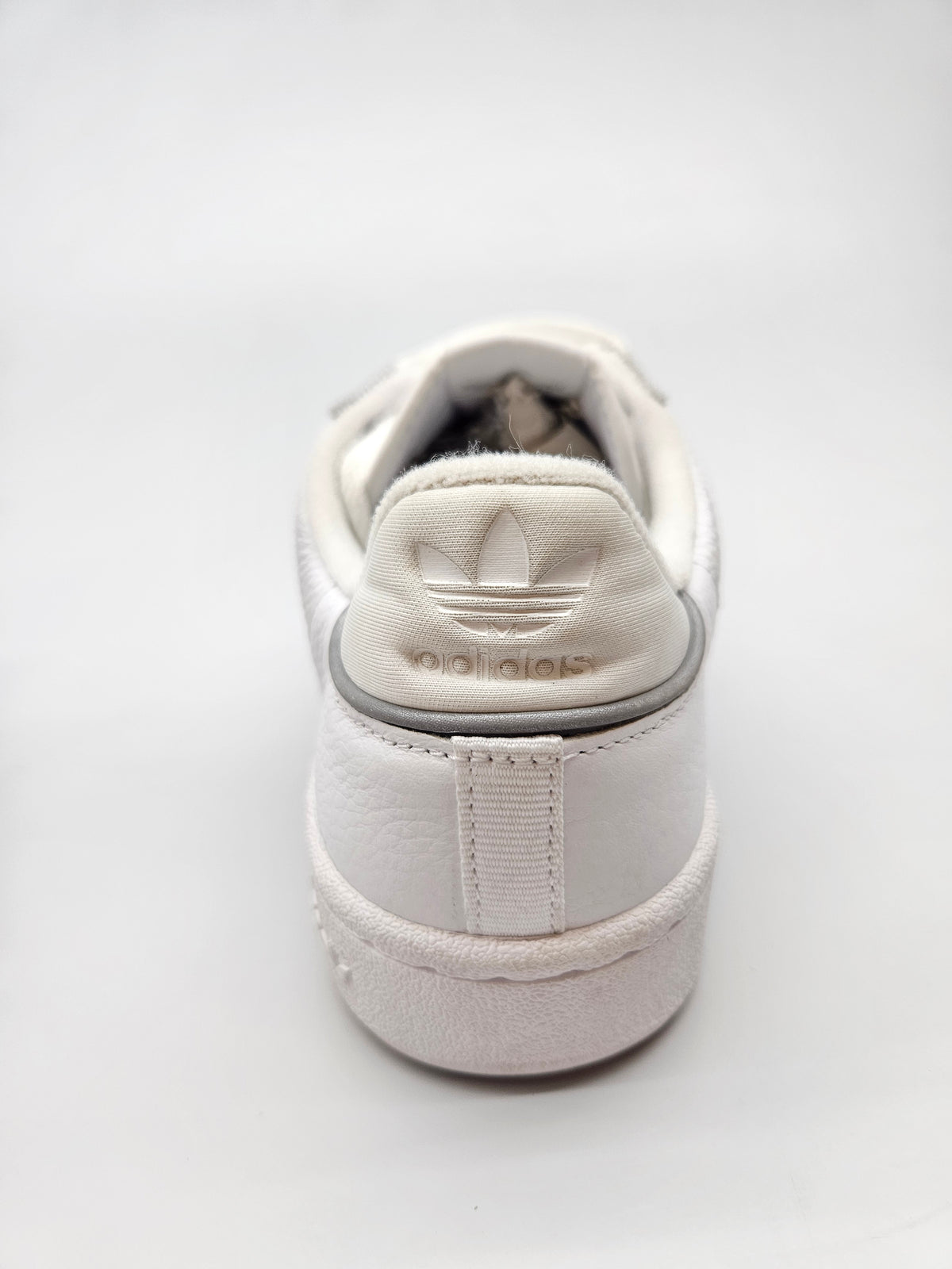 ADIDAS NOVI ORIGINAL PATIKI BR 40
