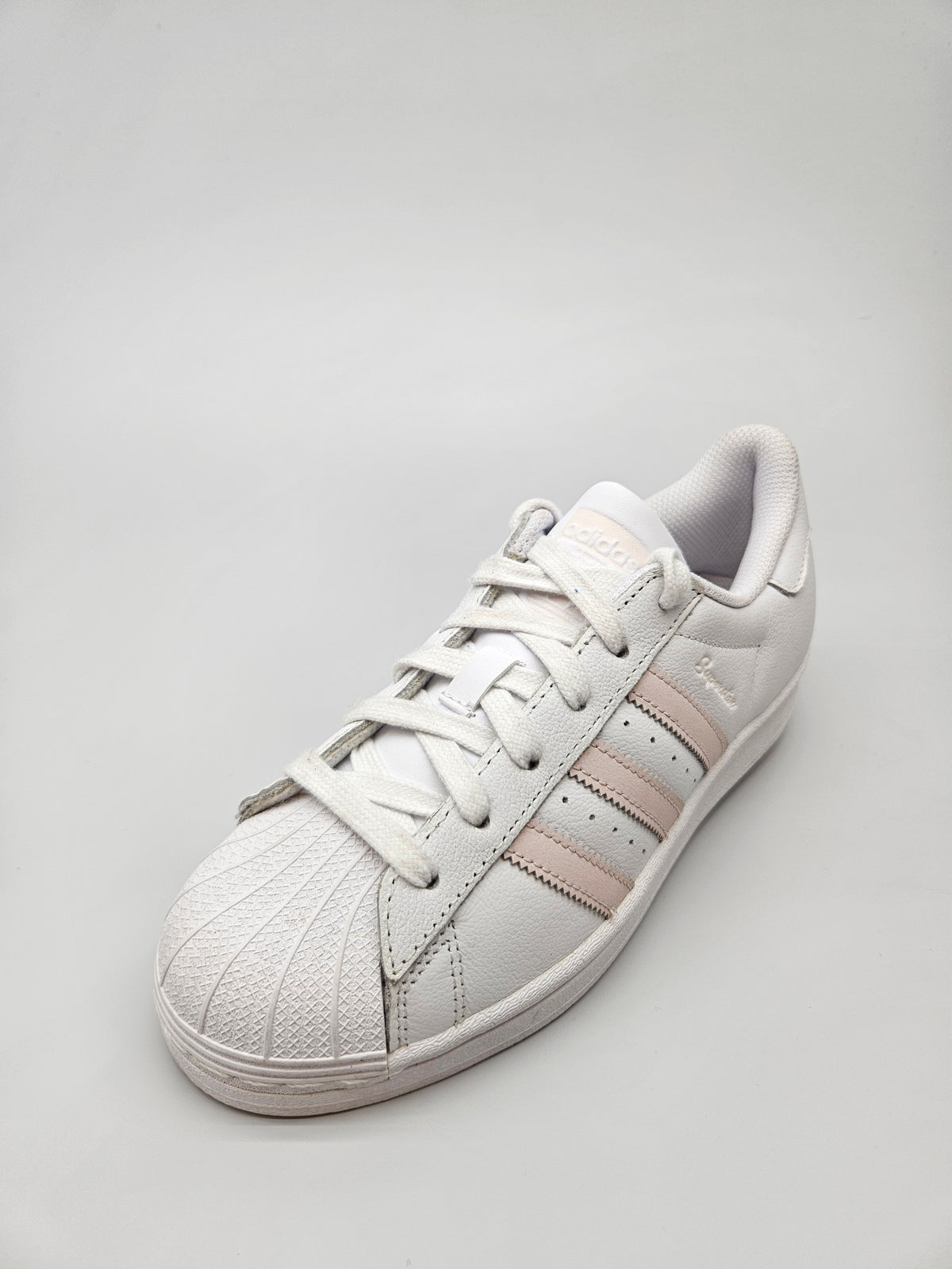 ADIDAS NOVI ORIGINAL PATIKI BR 37