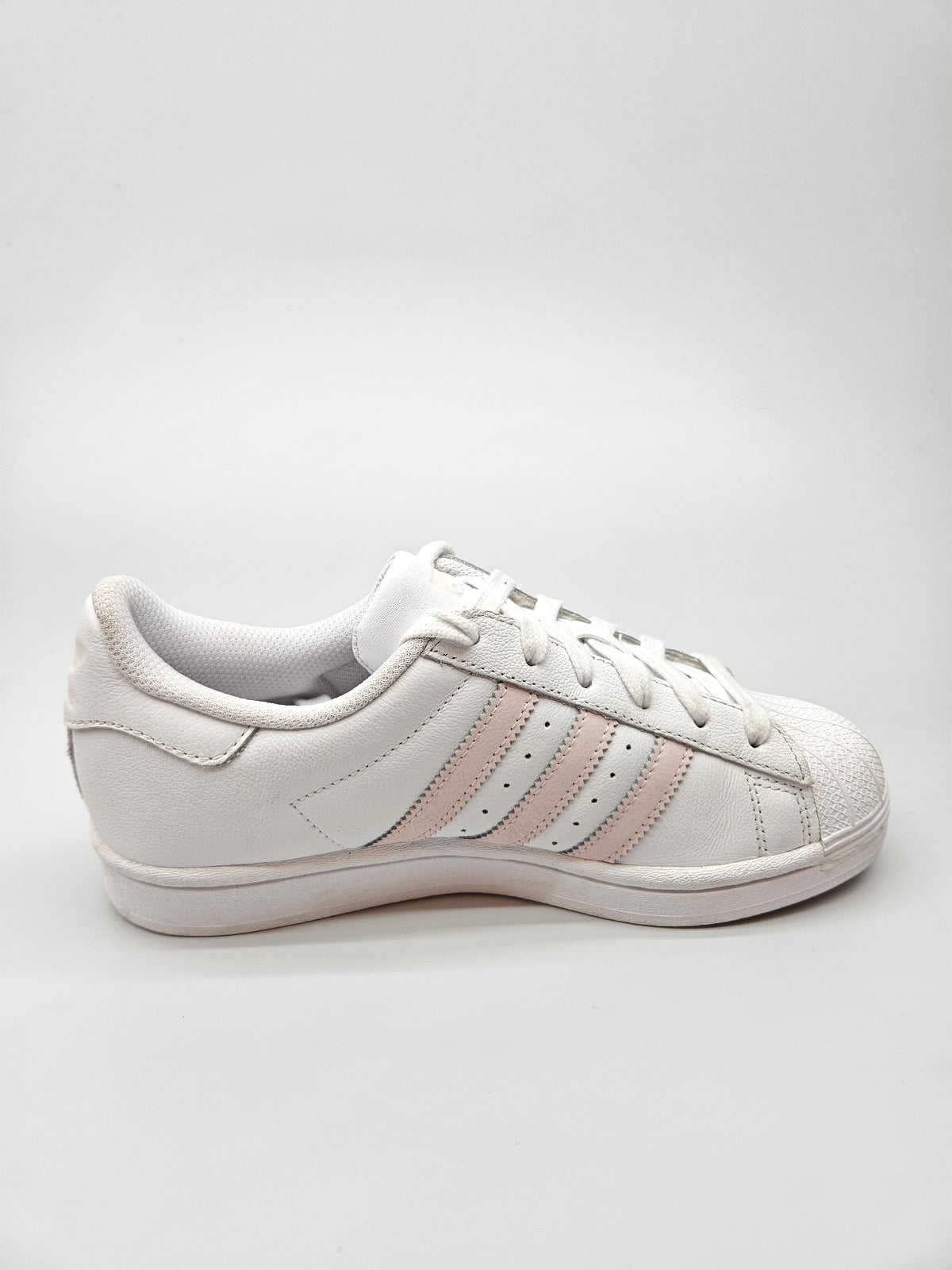ADIDAS NOVI ORIGINAL PATIKI BR 37