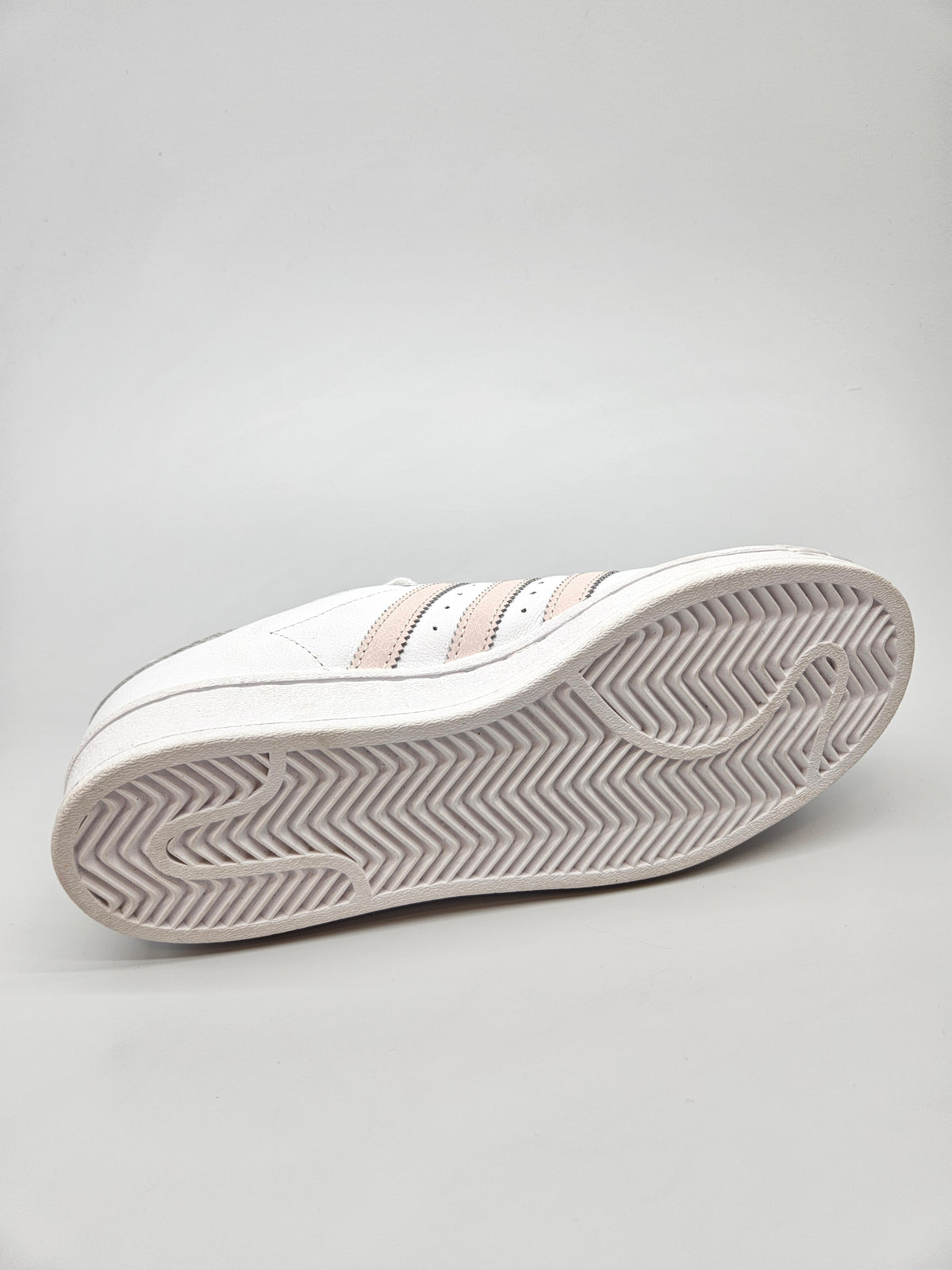 ADIDAS NOVI ORIGINAL PATIKI BR 37