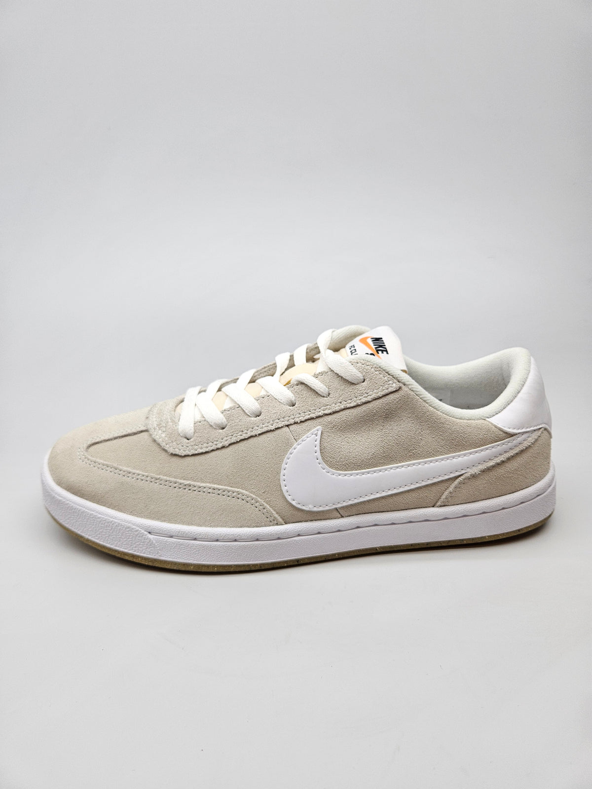 NIKE NOVI ORIGINAL PATIKI BR 42.5