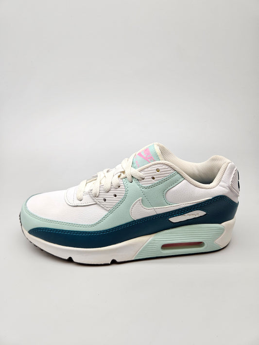 NIKE AIRMAX NOVI ORIGINAL PATIKI BR 40