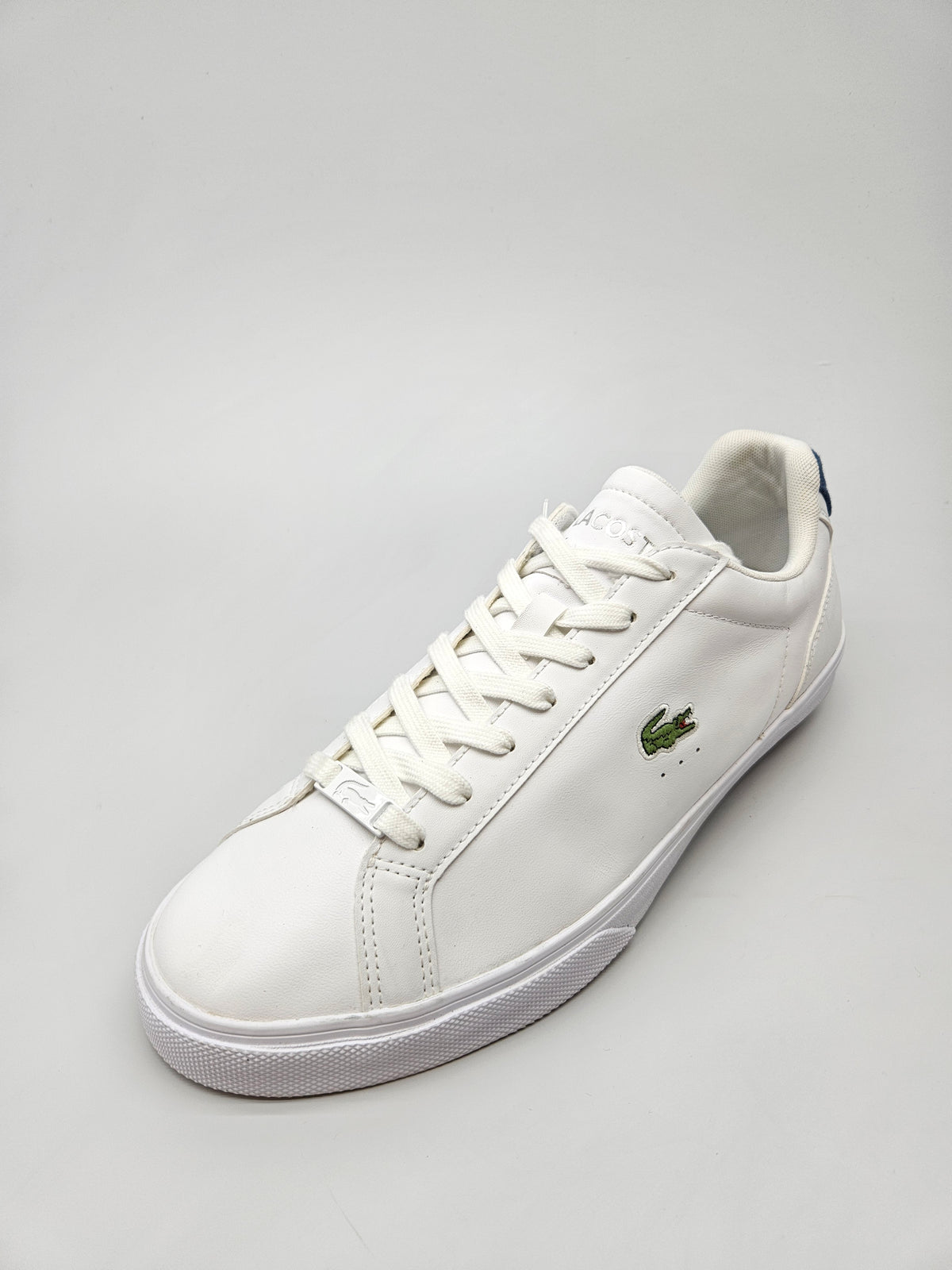 LACOSTE NOVI ORIGINAL PATIKI BR 44