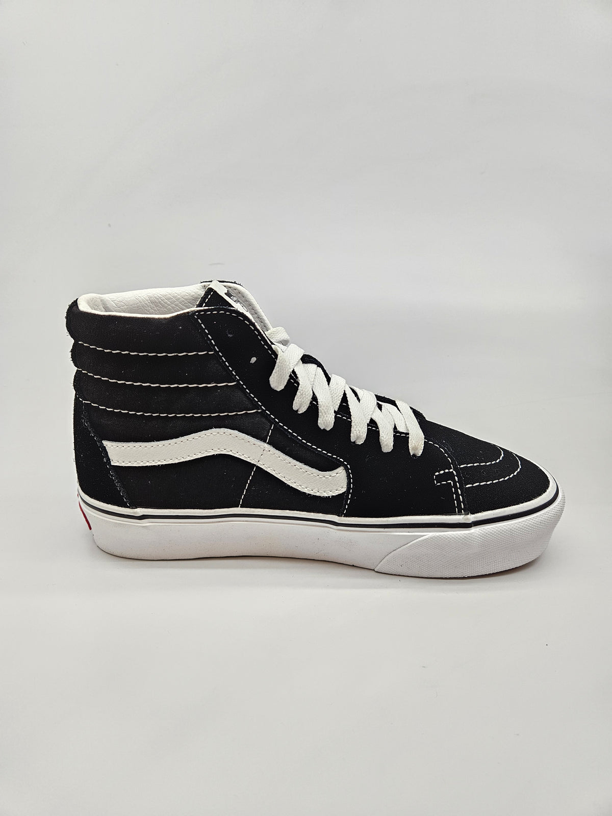 VANS NOVI ORIGINAL PATIKI BR 38.5