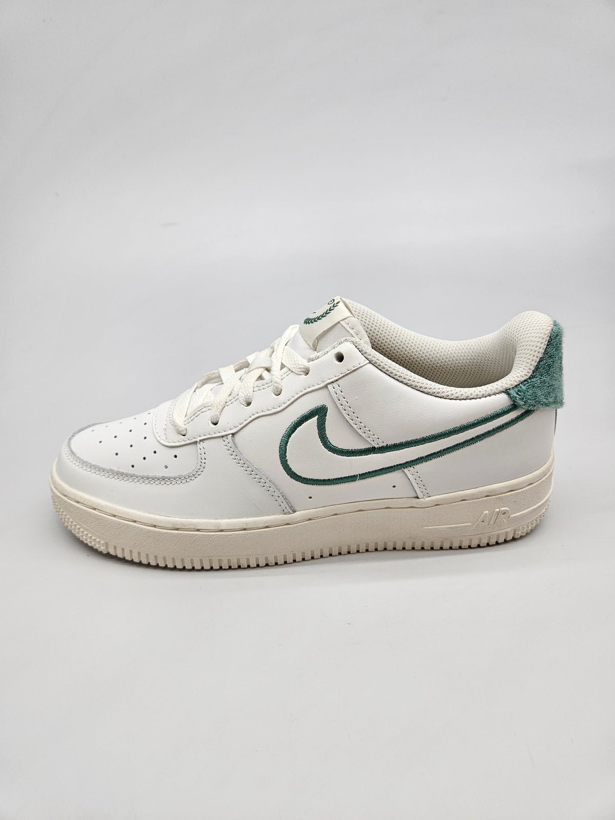NIKE AF1 NOVI ORIGINAL PATIKI BR 38