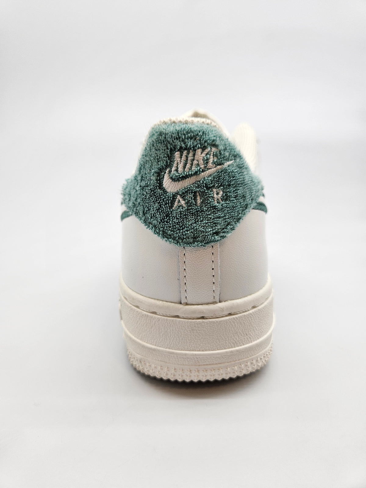 NIKE AF1 NOVI ORIGINAL PATIKI BR 38