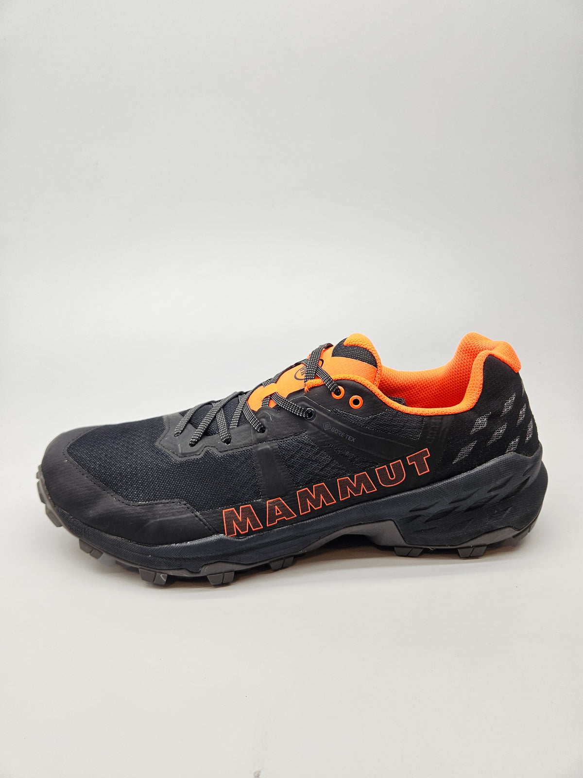MAMMUT GORETEX ORIGINAL VODOOTPORNI PATIKI BR 46.5