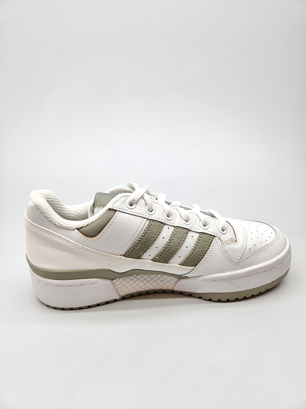 ADIDAS ORIGINAL NOVI PATIKI BR 40