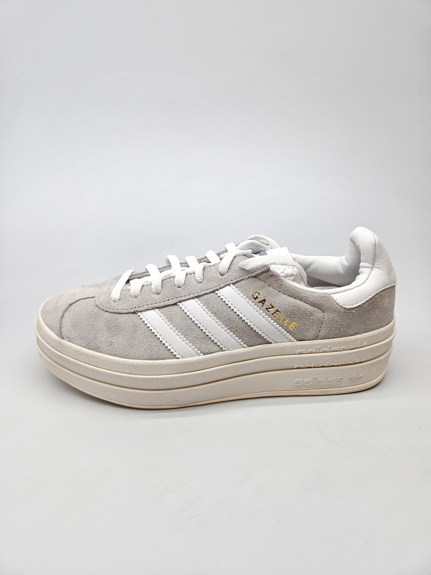 ADIDAS NOVI ORIGINAL PATIKI BR 38.5