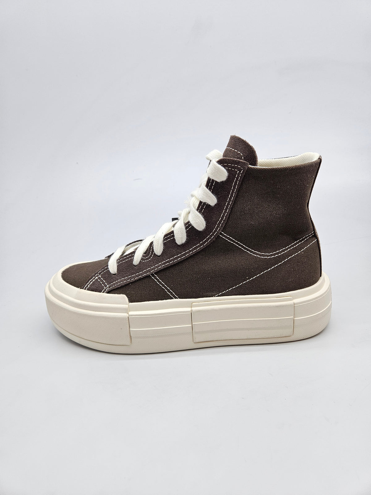 CONVERSE NOVI ORIGINAL PATIKI BR 38.5