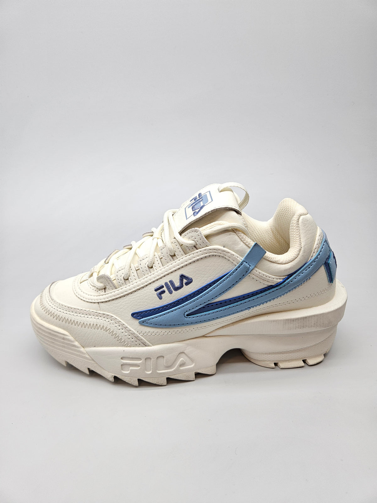 FILA NOVI ORIGINAL PATIKI BR 40
