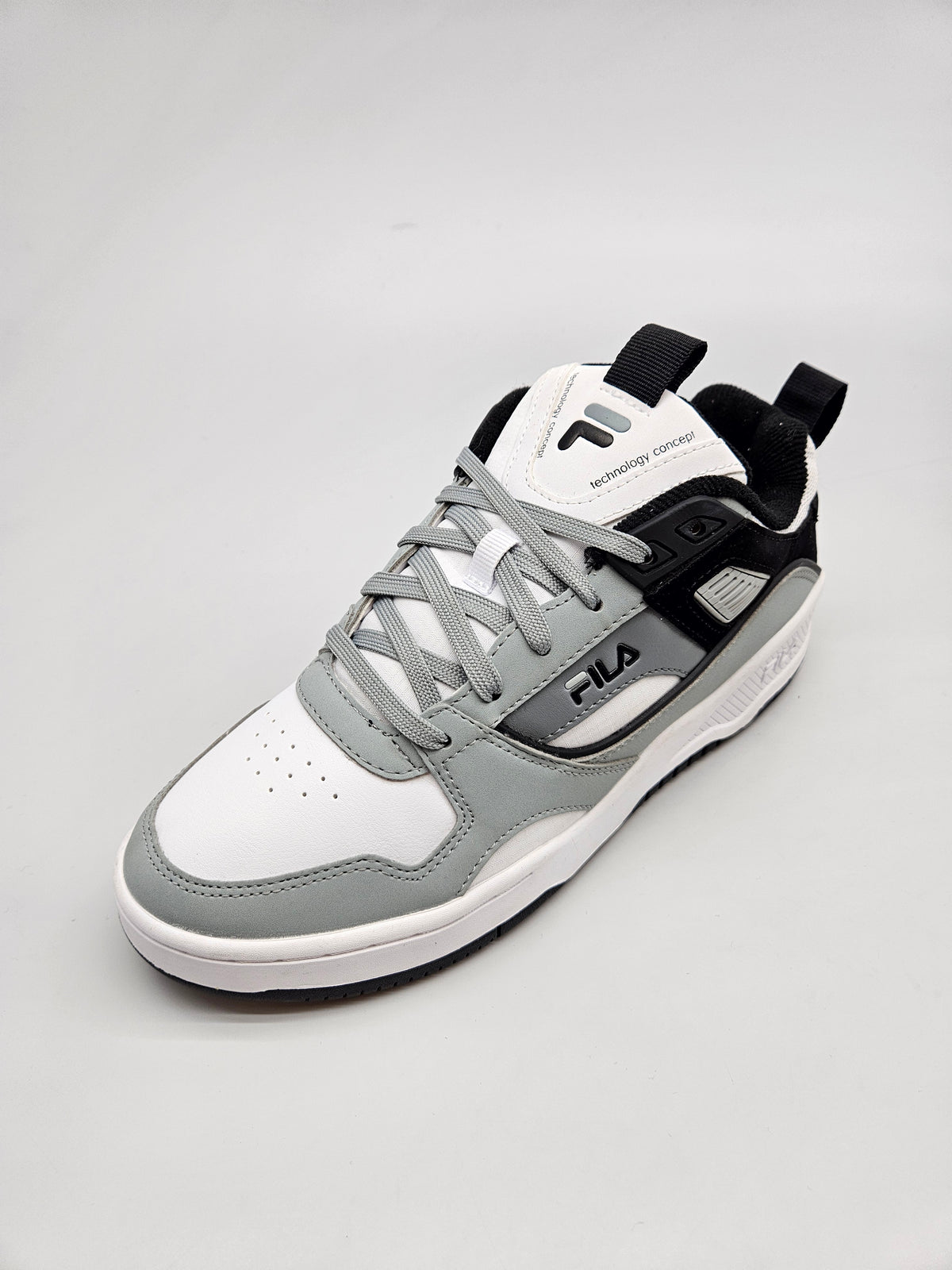 FILA NOVI ORIGINAL PATIKI BR 39