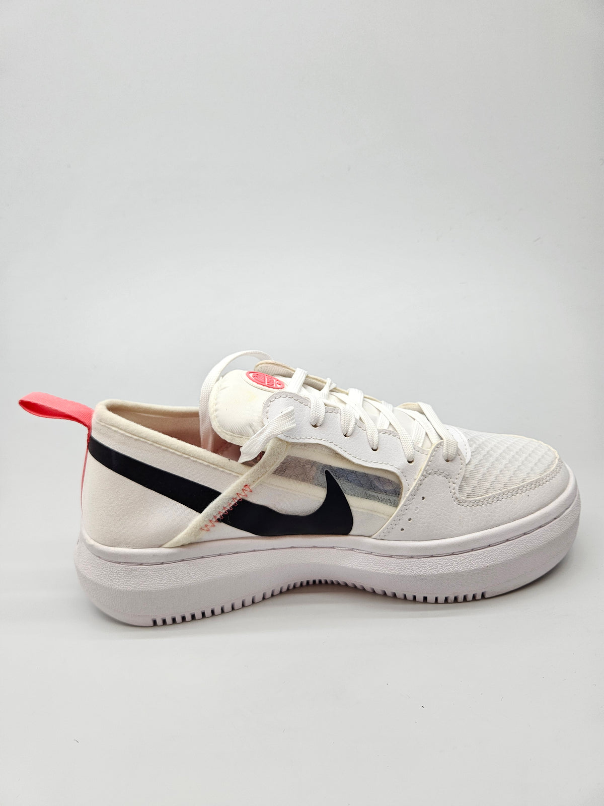 NIKE NOVI ORIGINAL PATIKI BR 40